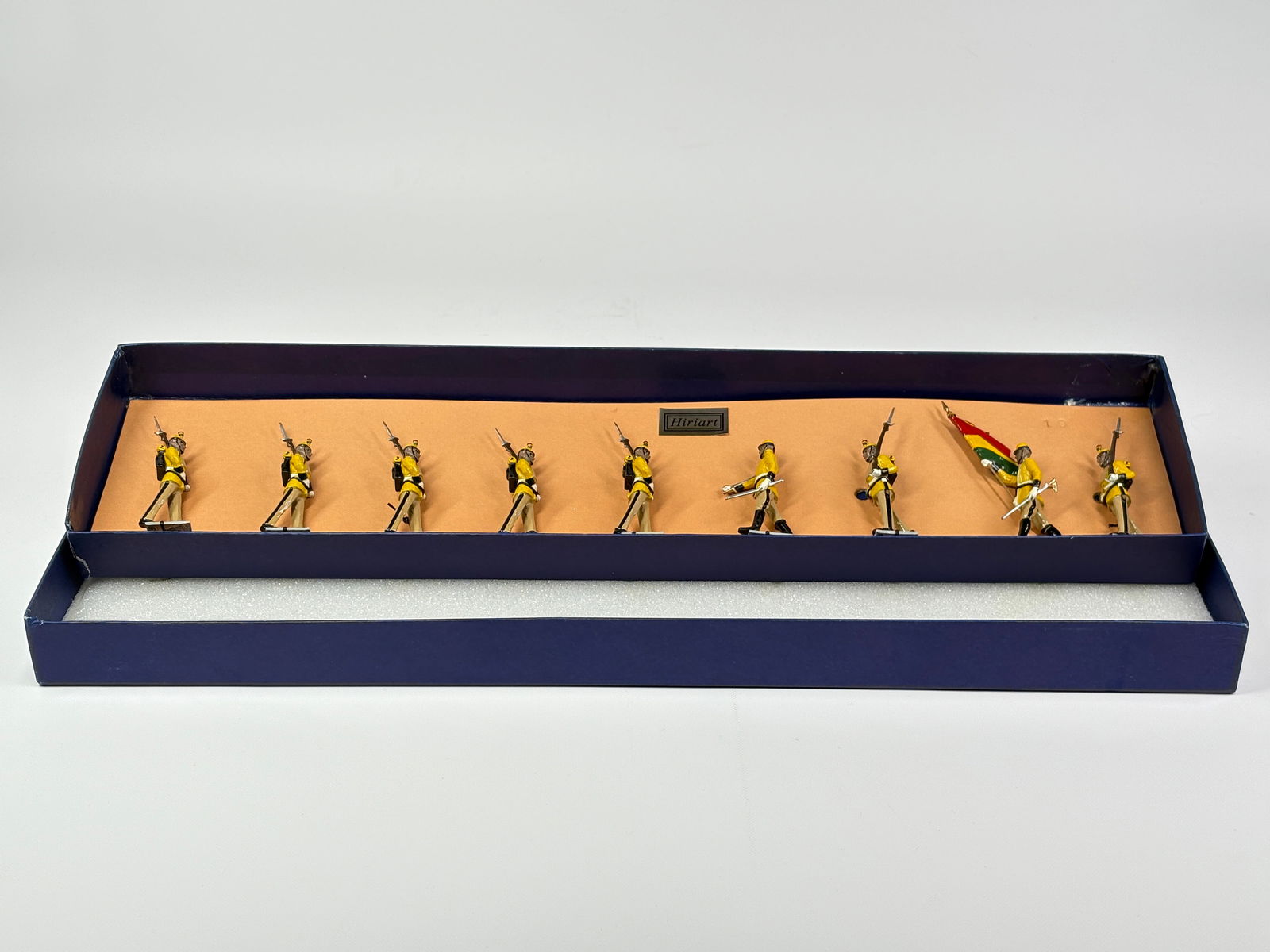 HIRIART MODELS 1387 INFANTRY REGIMENT BOLIVIA AMARILLOS (1 of 6)