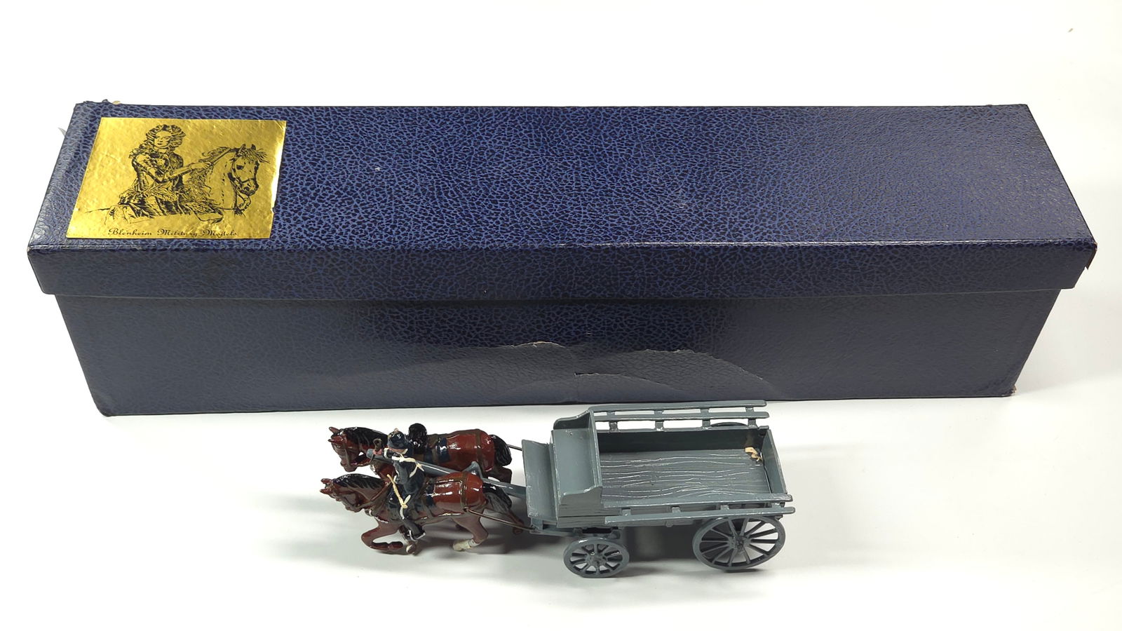 BLENHEIM MODELS HORSE DRAWN WAGON (1 of 4)