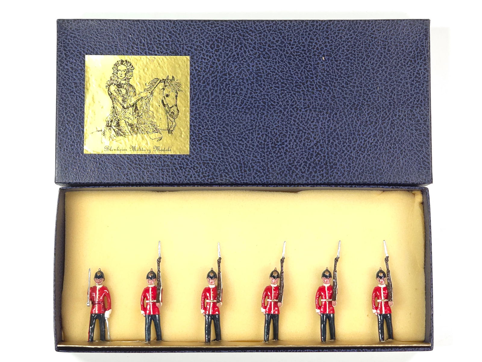 BLENHEIM MODELS B12 GLOUCESTER REGT. 1900 (1 of 4)