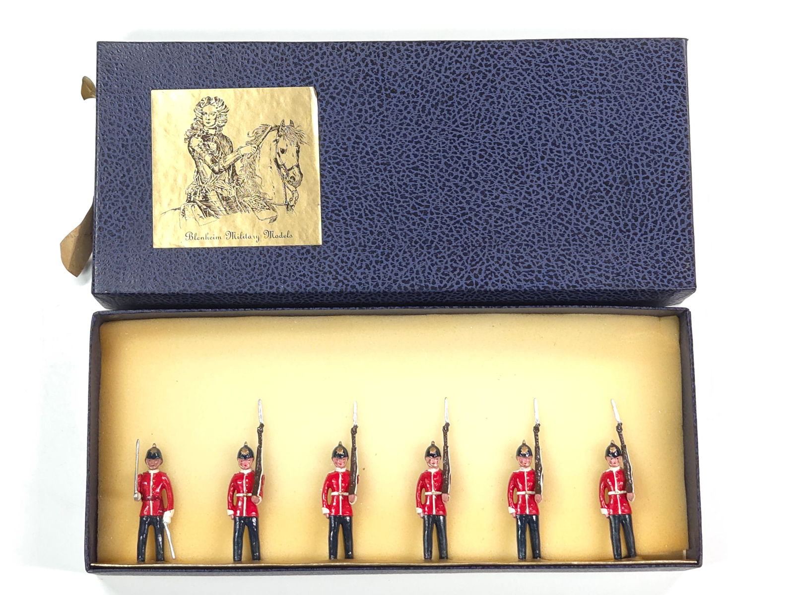 BLENHEIM MODELS B12 GLOUCESTER REGT. 1900 (1 of 4)