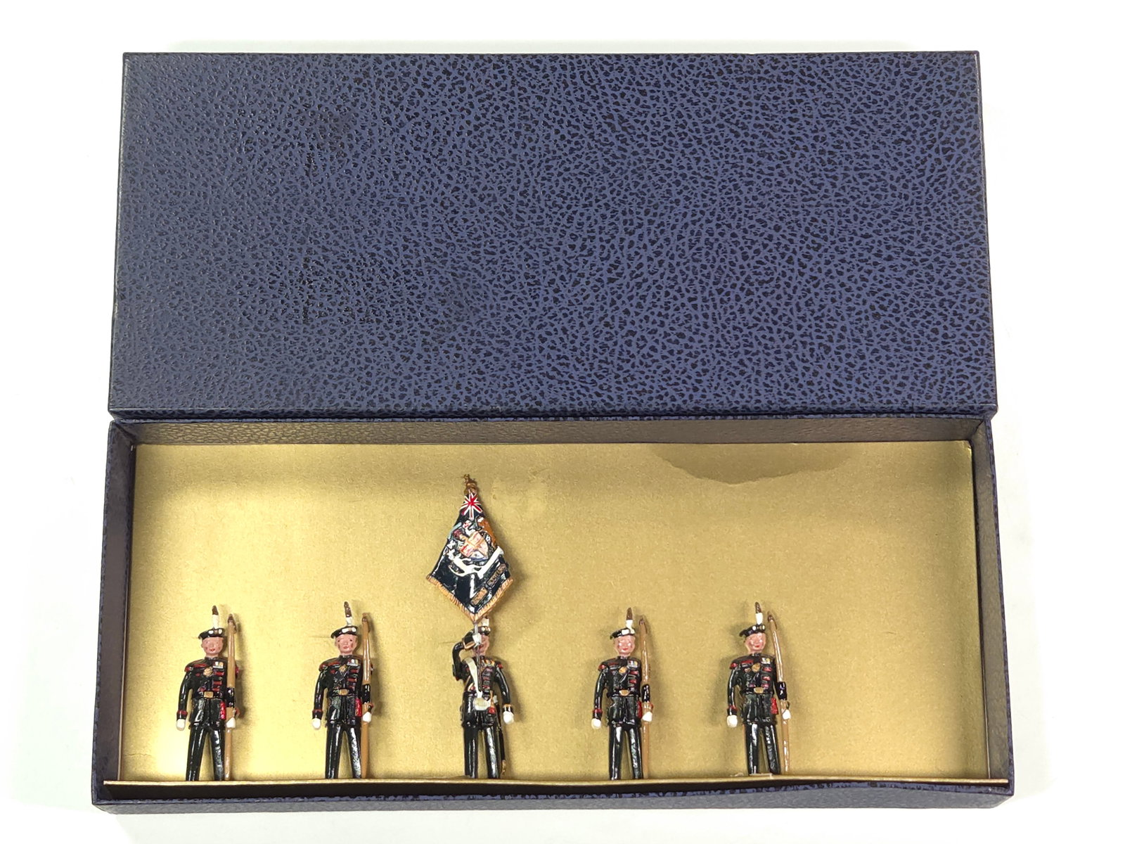 BLENHEIM MODELS 5-PIECE SOLDIER SET W/ COLOUR (1 of 3)
