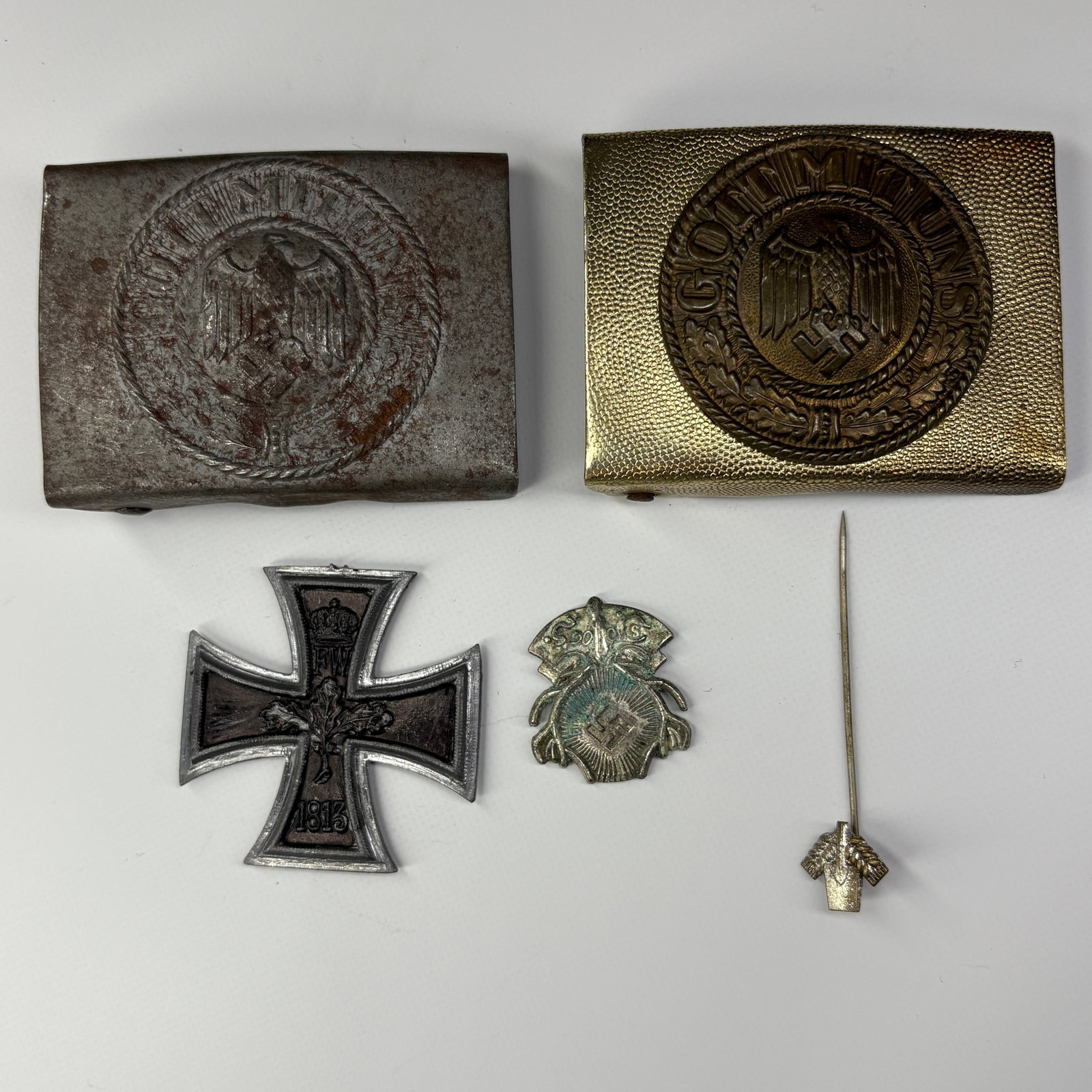 GERMAN WWII BELT BUCKLES, PIN, IRON CROSS +: ALL REMAIN IN FAIR TO GOOD CONDITION, SHOWING SOME TYPICAL WEAR.
