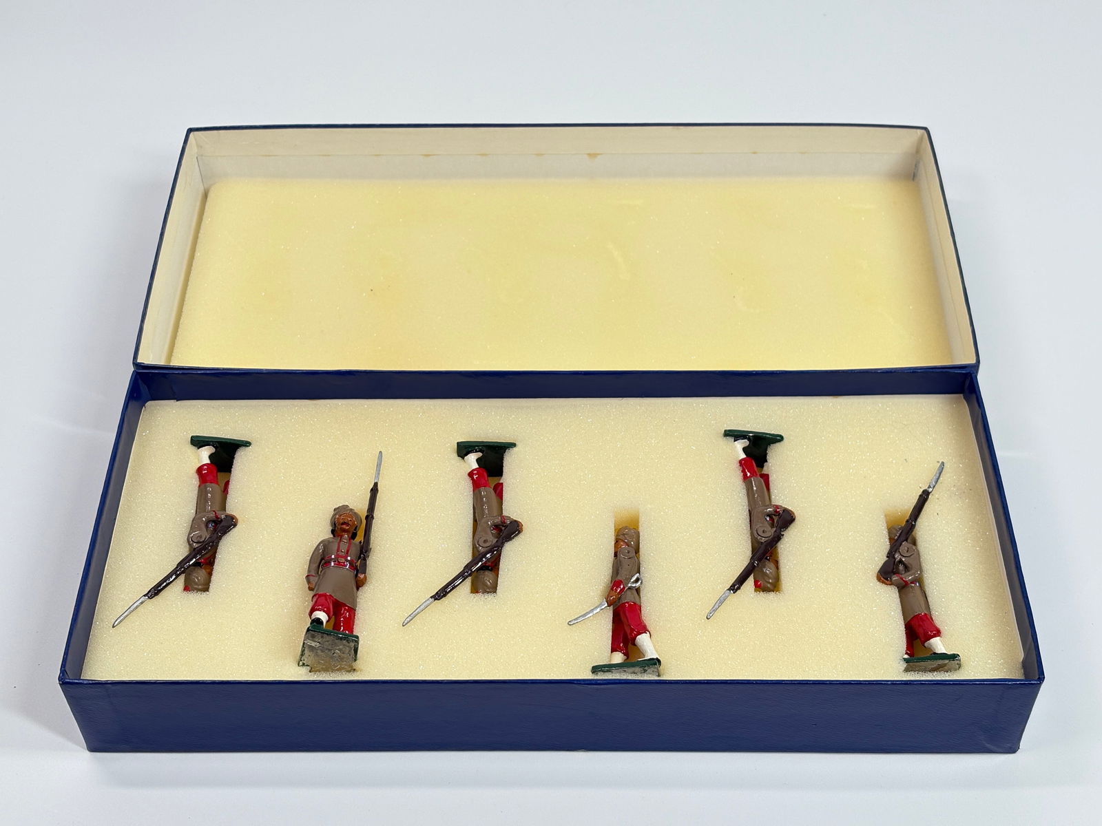 MARLBOROUGH MF 39 24TH REGT. BOMBAY INFANTRY 1902 (1 of 5)