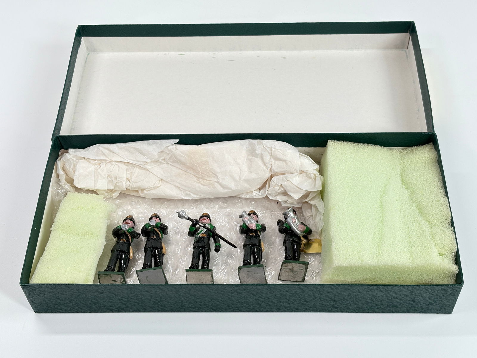 STAR SOLDIERS NO. 36B MILITARY BAND SET: SET REMAINS IN VERY GOOD CONDITION WITH BOX.