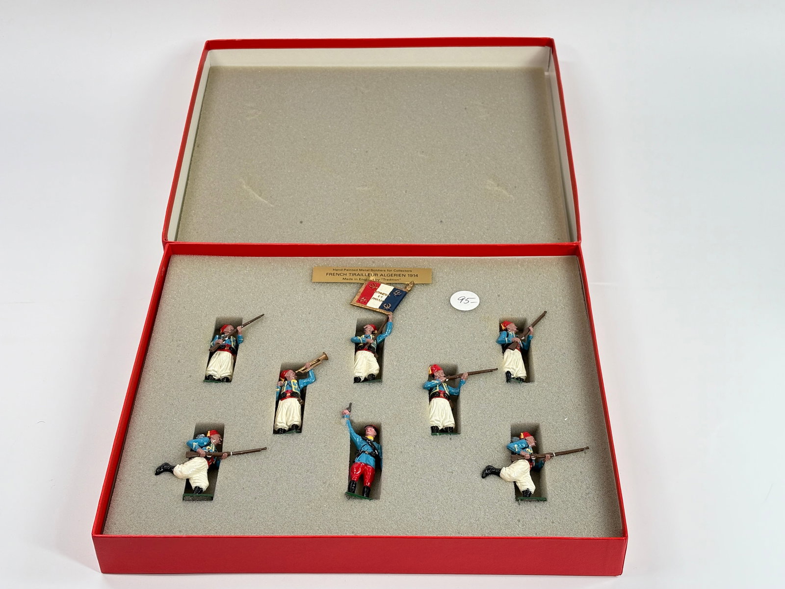 TRADITION SOLDIERS NO. 807 FRENCH TIRAILLEUR ALGÉRIEN 1914: SET REMAINS IN VERY GOOD CONDITION WITH BOX.