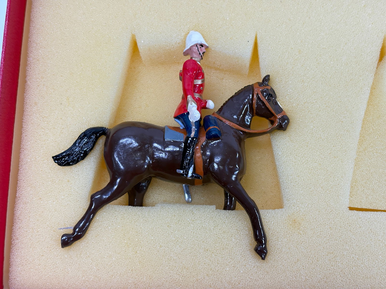 DORSET SOLDIERS LTD THE THOROUGHBRED COLLECTION: SET REMAINS IN VERY GOOD CONDITION WITH BOX.