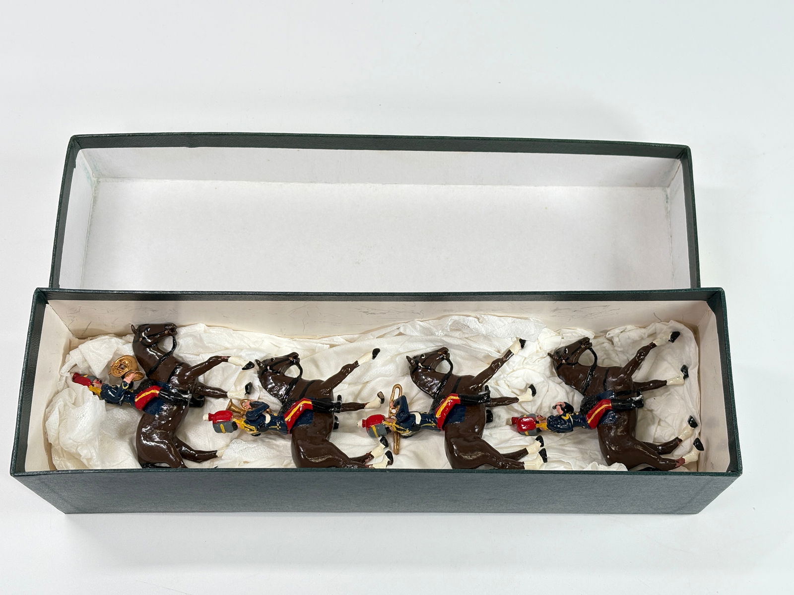 UNKNOWN MFG. 4TH MTD BANDSMEN BRIT 11TH HUSSARS: SET REMAINS IN VERY GOOD CONDITION WITH BOX.