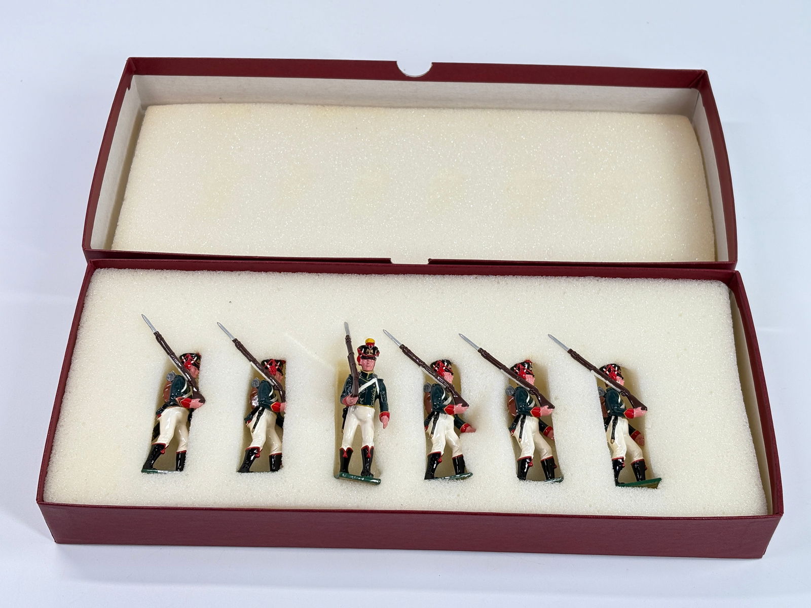 SOLDIERS OF THE WORLD NO. N189 GRENADIERS OF YOUNG GUARD: SET REMAINS IN VERY GOOD CONDITION WITH BOX.