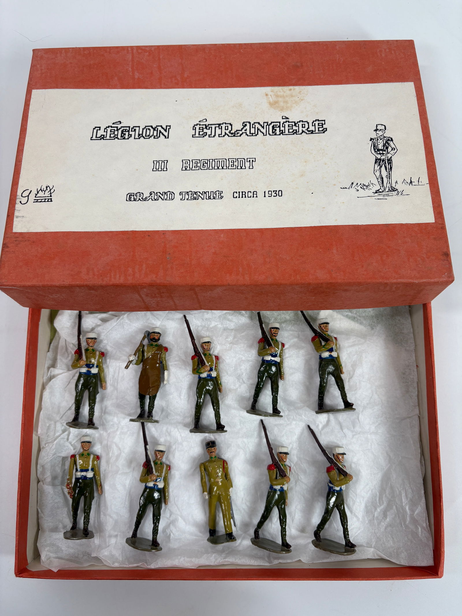 GRAND TENUE LEGION ETRANGERE REGT. III (1 of 5)