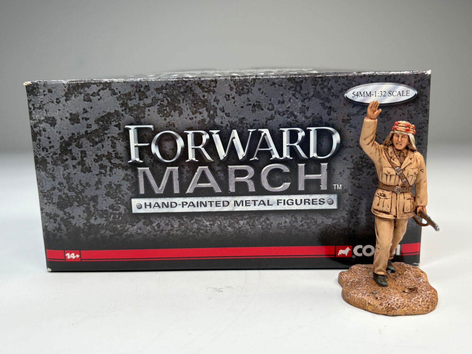 CORGI 1/32 SCALE COL. T.E. LAWRENCE 1918: REMAINS IN VERY GOOD CONDITION, SHOWING MINIMAL WEAR. BOXES REMAIN IN GOOD CONDITION, SHOWING SOME STORAGE WEAR.