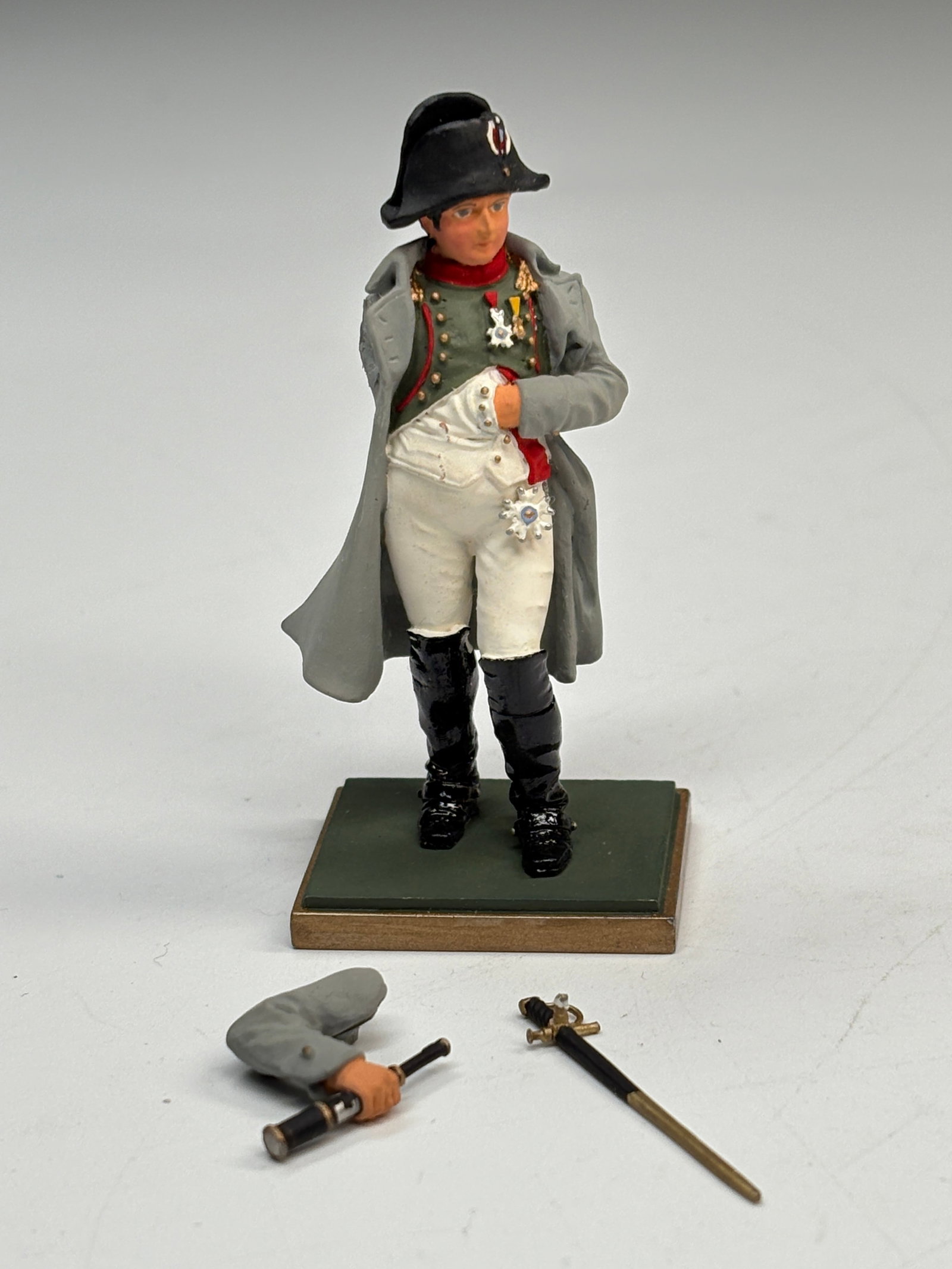 SVM HAND PAINTED NAPOLEON W/ BOX: REMAINS IN GOOD CONDITION. ARM LOOSE. INCLUDES SWORD.