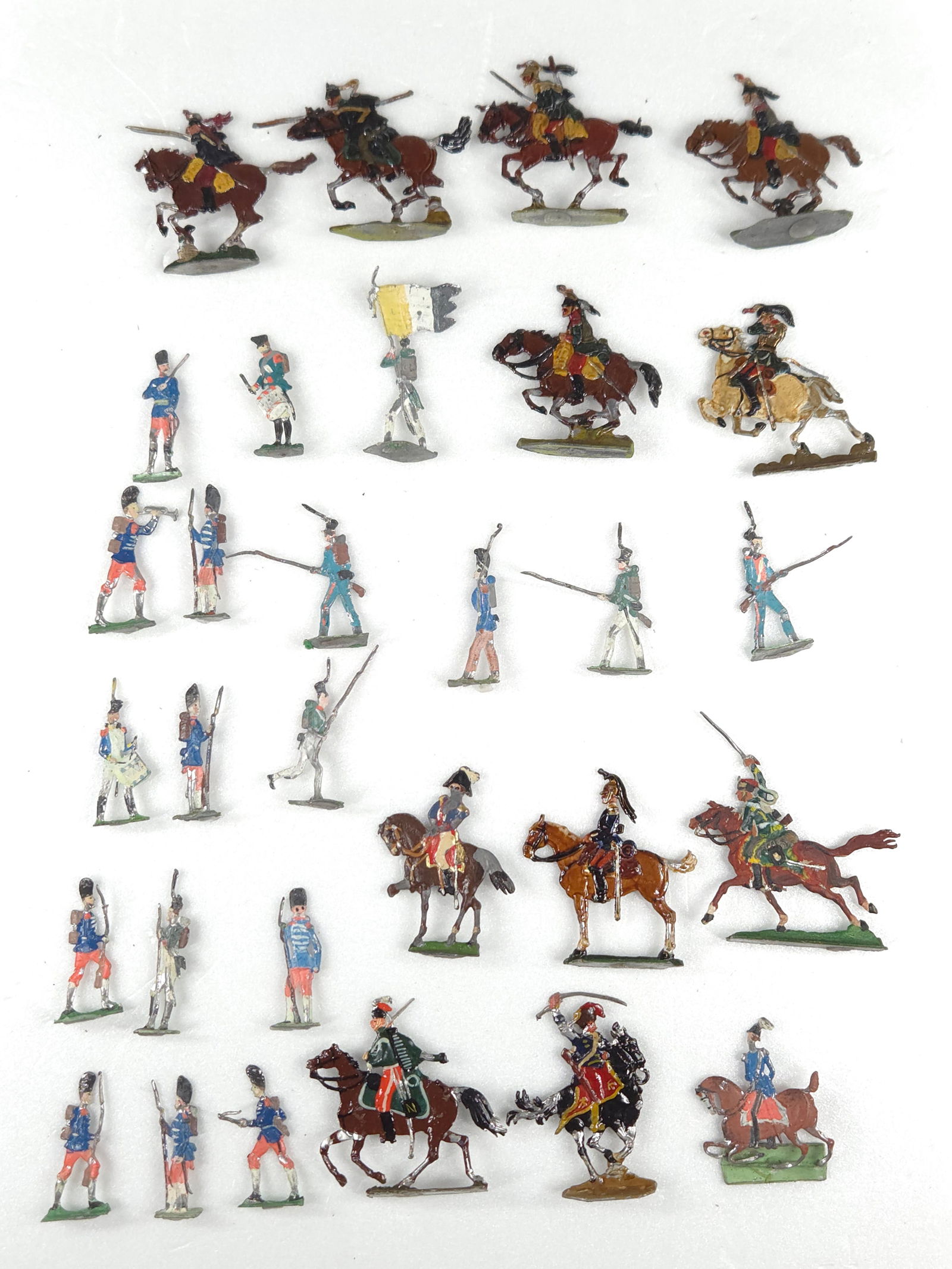 VARIOUS ANTIQUE 15MM GERMAN FLAT SOLDIERS (1 of 5)