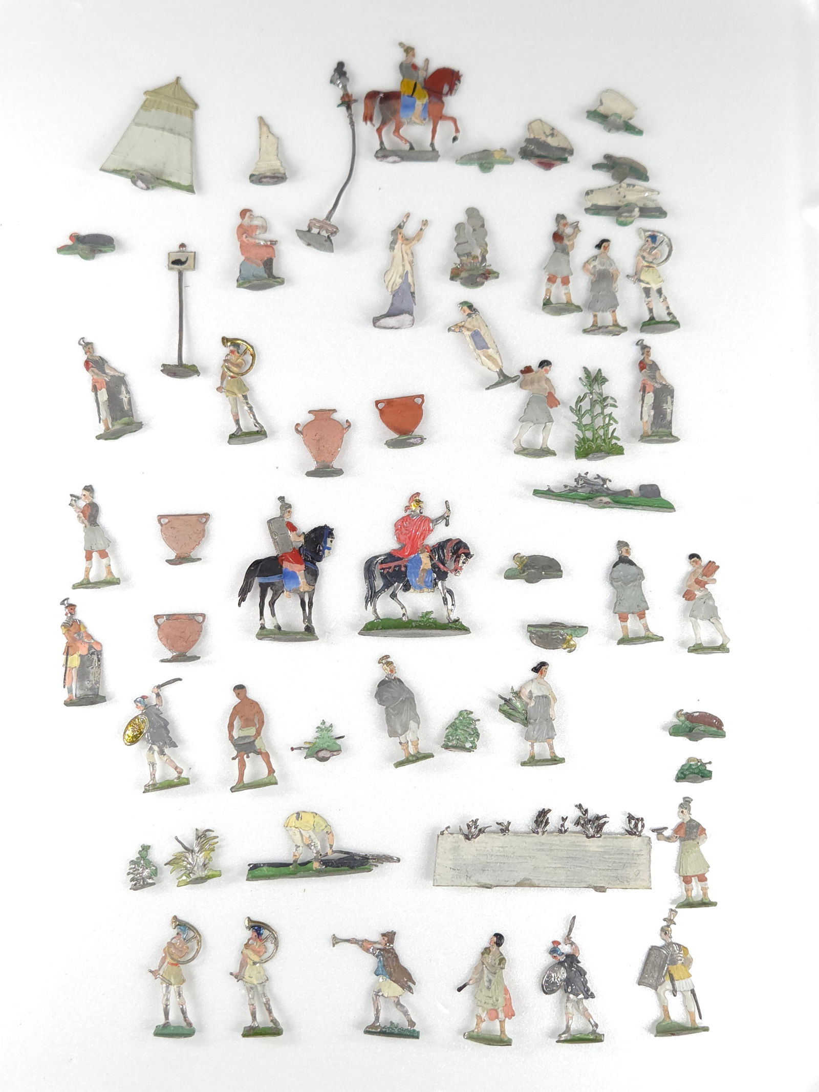 VARIOUS ANTIQUE 15MM GERMAN FLAT SOLDIERS (1 of 5)