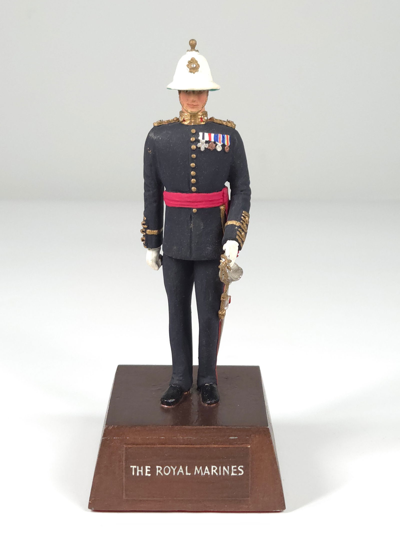 SENTRY BOX OFFICER OF THE ROYAL MARINES (1 of 4)
