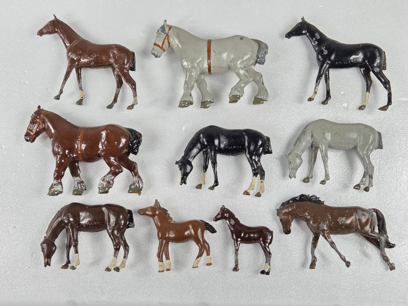 10) VARIOUS BRITAINS LEAD HORSES (1 of 6)