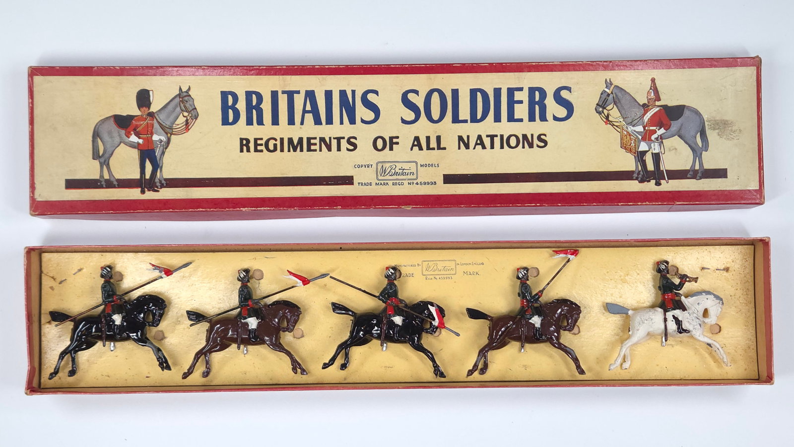 W. BRITAIN NO. 66 13TH DUKE CONNAUGHT'S LANCERS: SET REMAINS IN GOOD CONDITION, SHOWING SOME TYPICAL WEAR. BOX INCLUDED REMAINS NICE, SHOWING SOME TYPICAL WEAR.