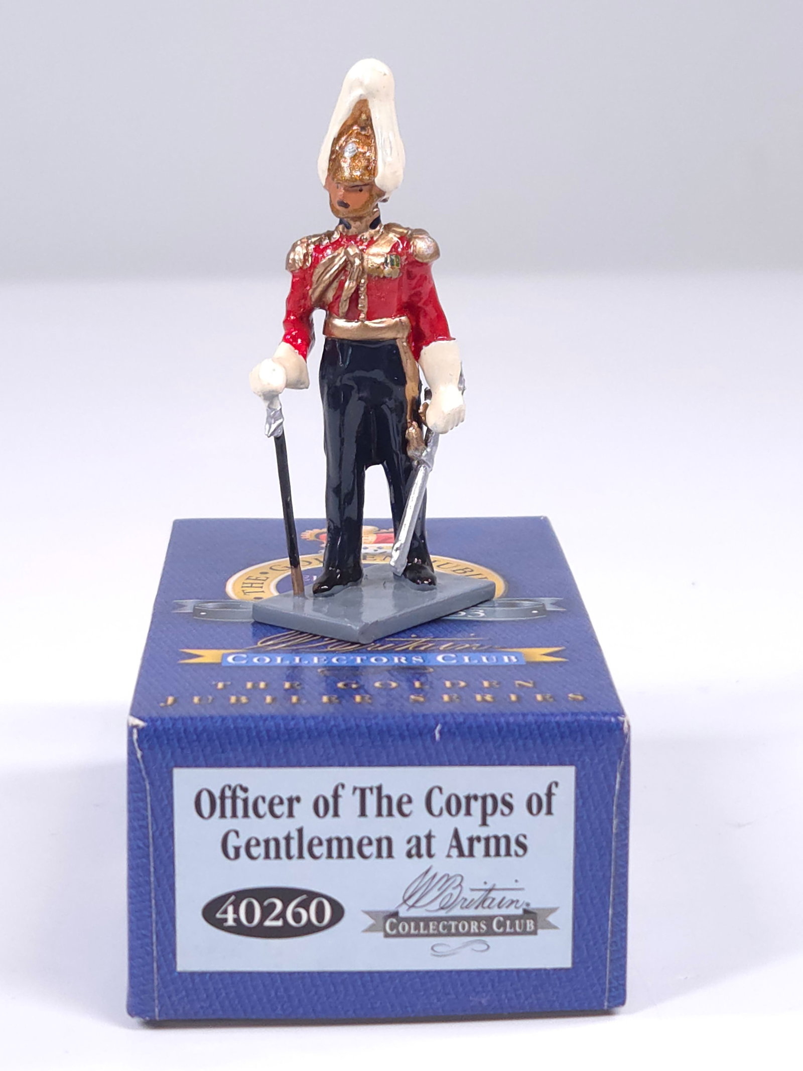 W. BRITAIN 40260 OFFICER OF THE CORPS OF GENTLEMEN AT ARMS: REMAINS IN VERY GOOD CONDITION WITH BOX.