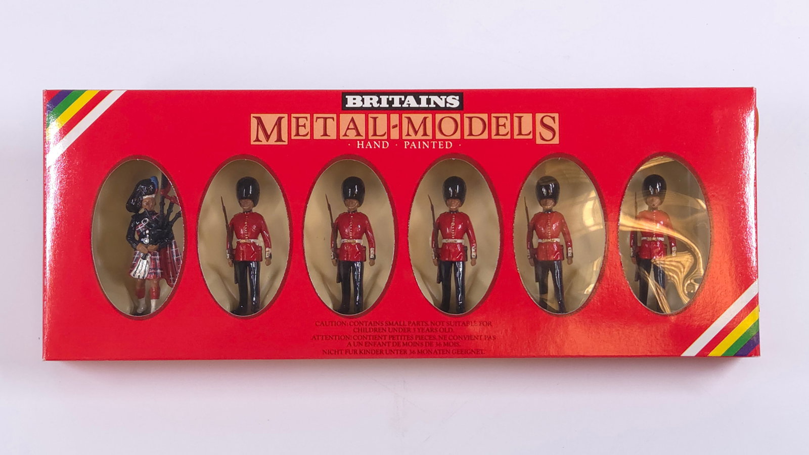 BRITAIN'S 7238 SCOTS GUARD PIPERS (1 of 4)