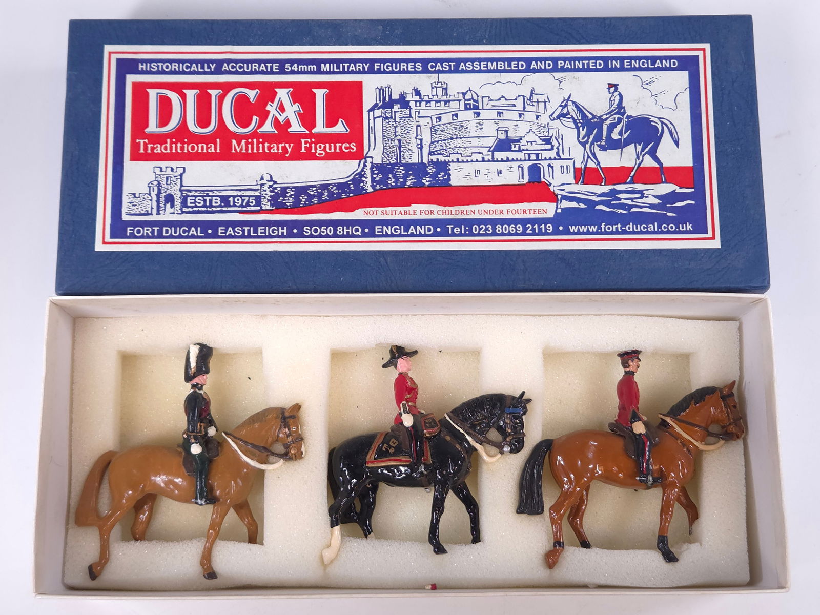 DUCAL MODELS 3-PIECE MOUNTED SOLDIER SET (1 of 4)