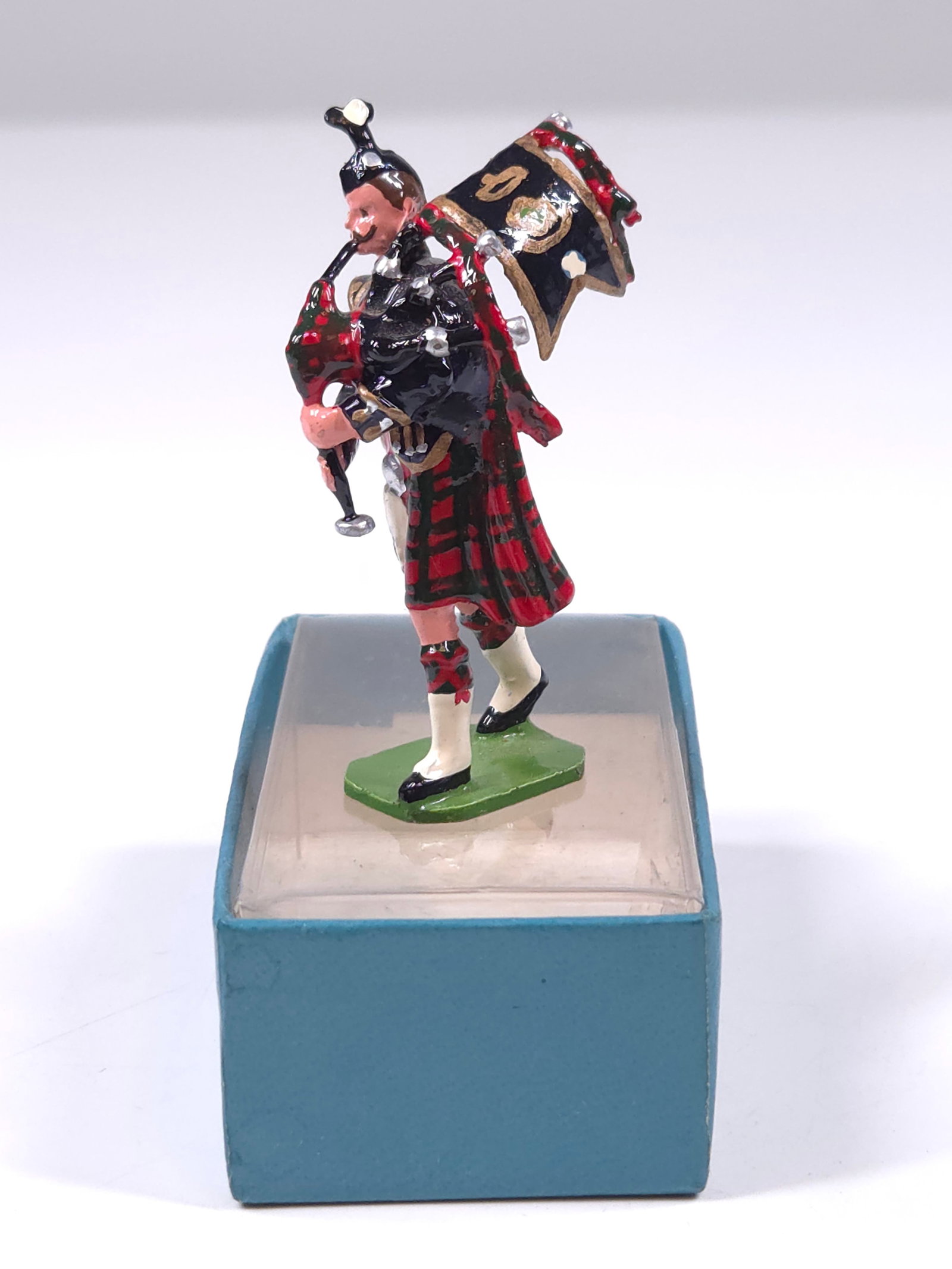 DUCAL MODELS THE ROYAL SCOTS FUSILIERS 1937 (1 of 3)