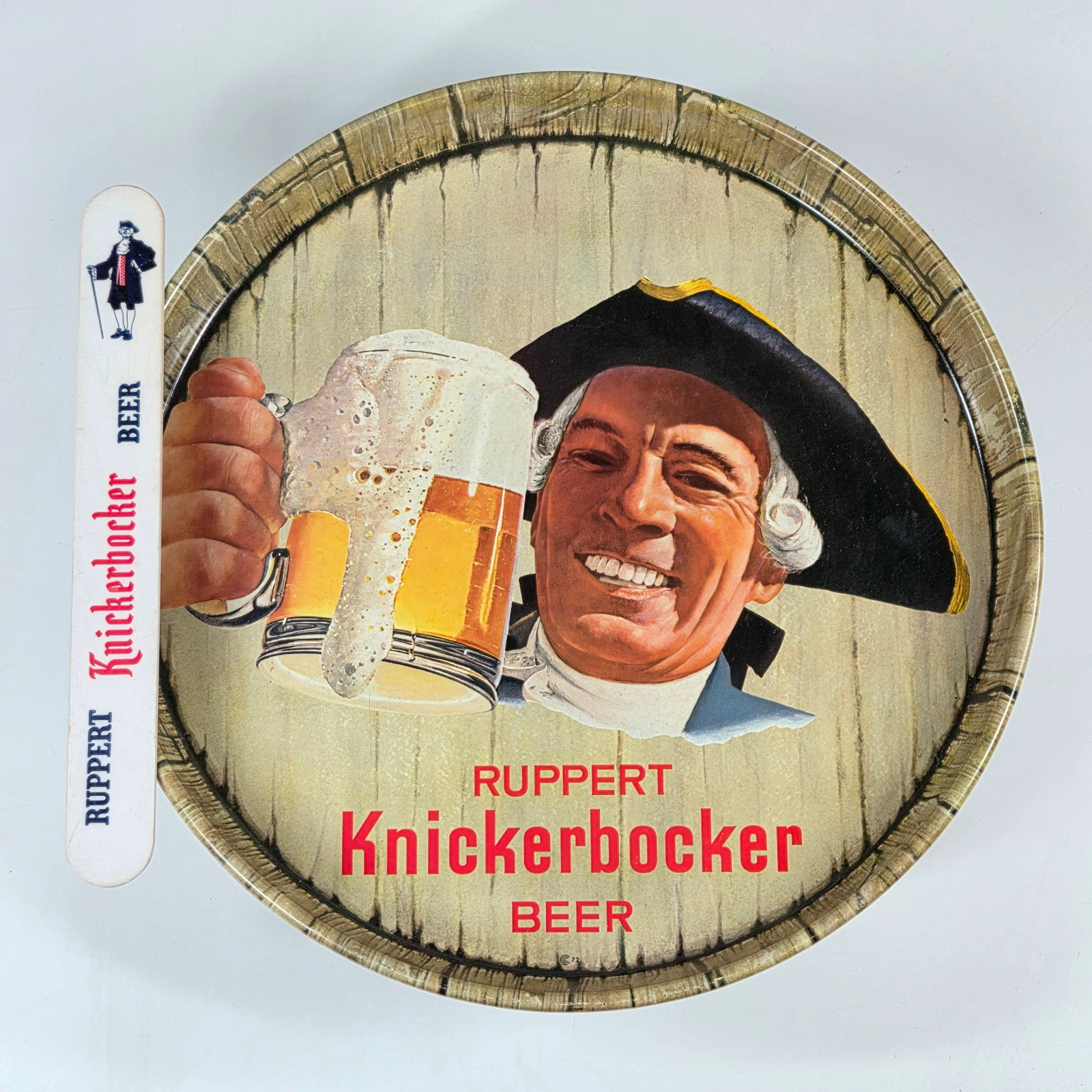RUPPERT KNICKERBOCKER BEER TRAY W/ FOAM (1 of 4)