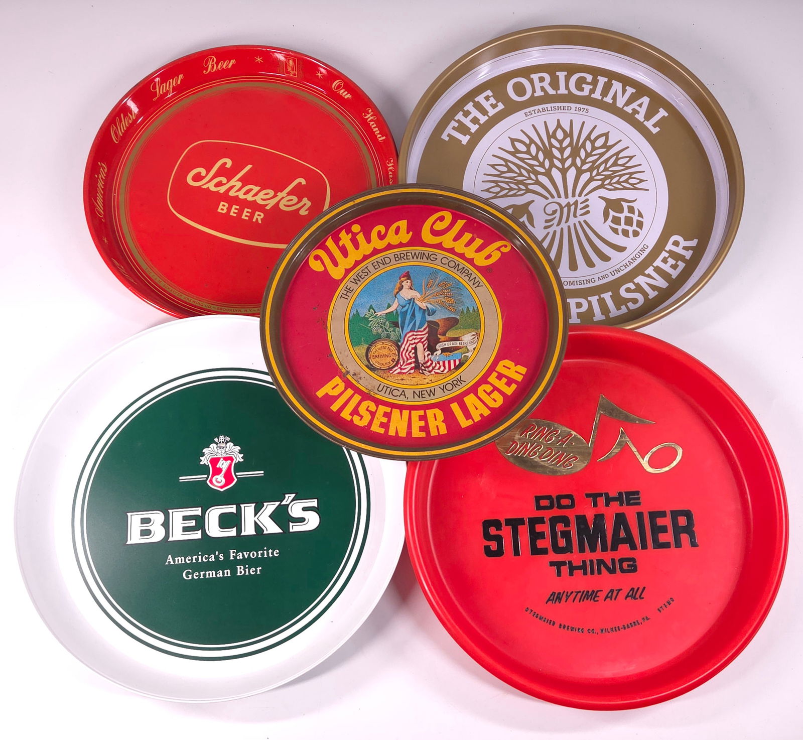 5) VARIOUS ADVERTISING BEER TRAYS (1 of 7)