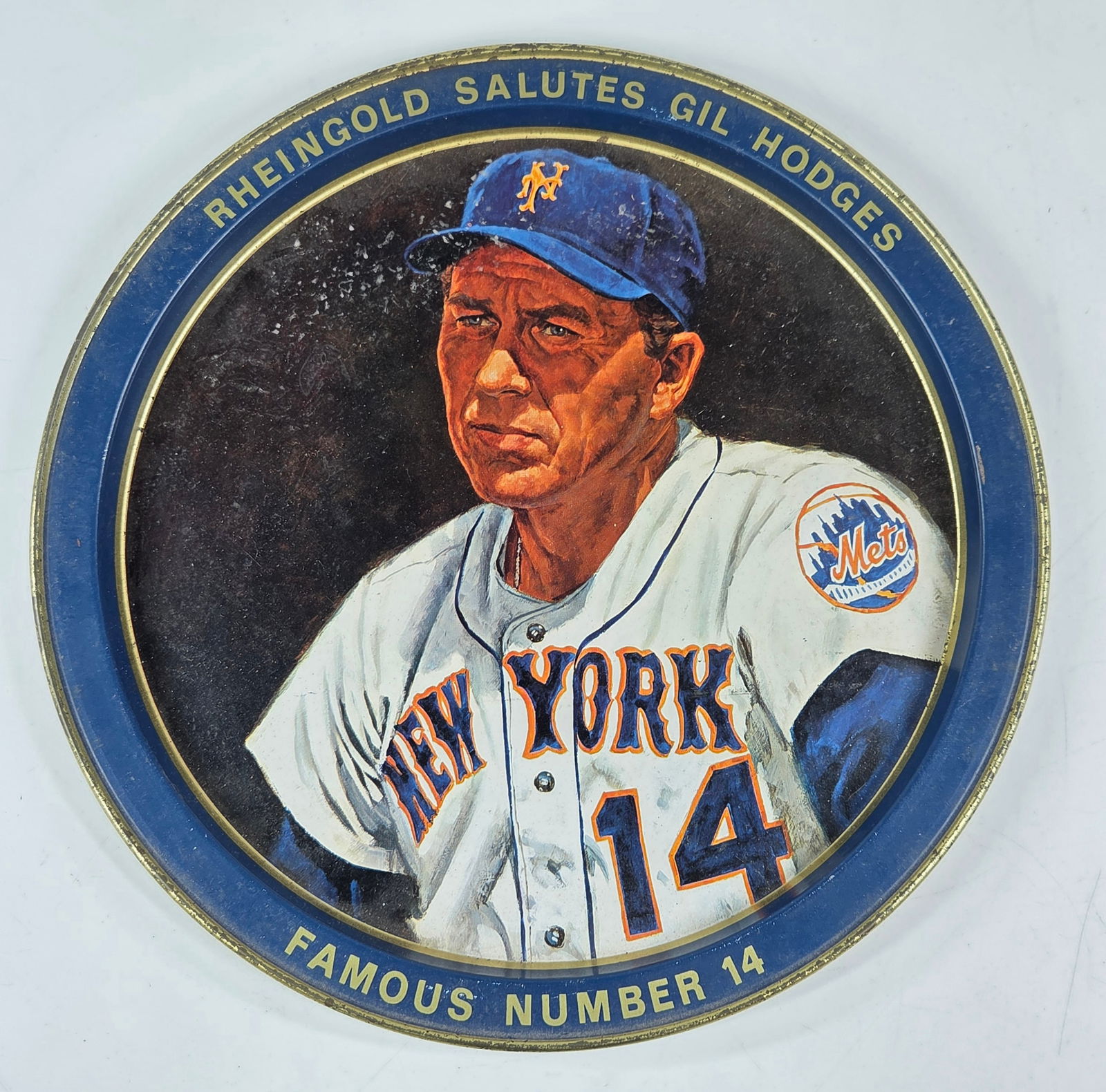 RHEINGOLD GIL HODGES BASEBALL BEER TRAY: REMAINS IN GOOD CONDITION, SHOWING SOME TYPICAL WEAR.