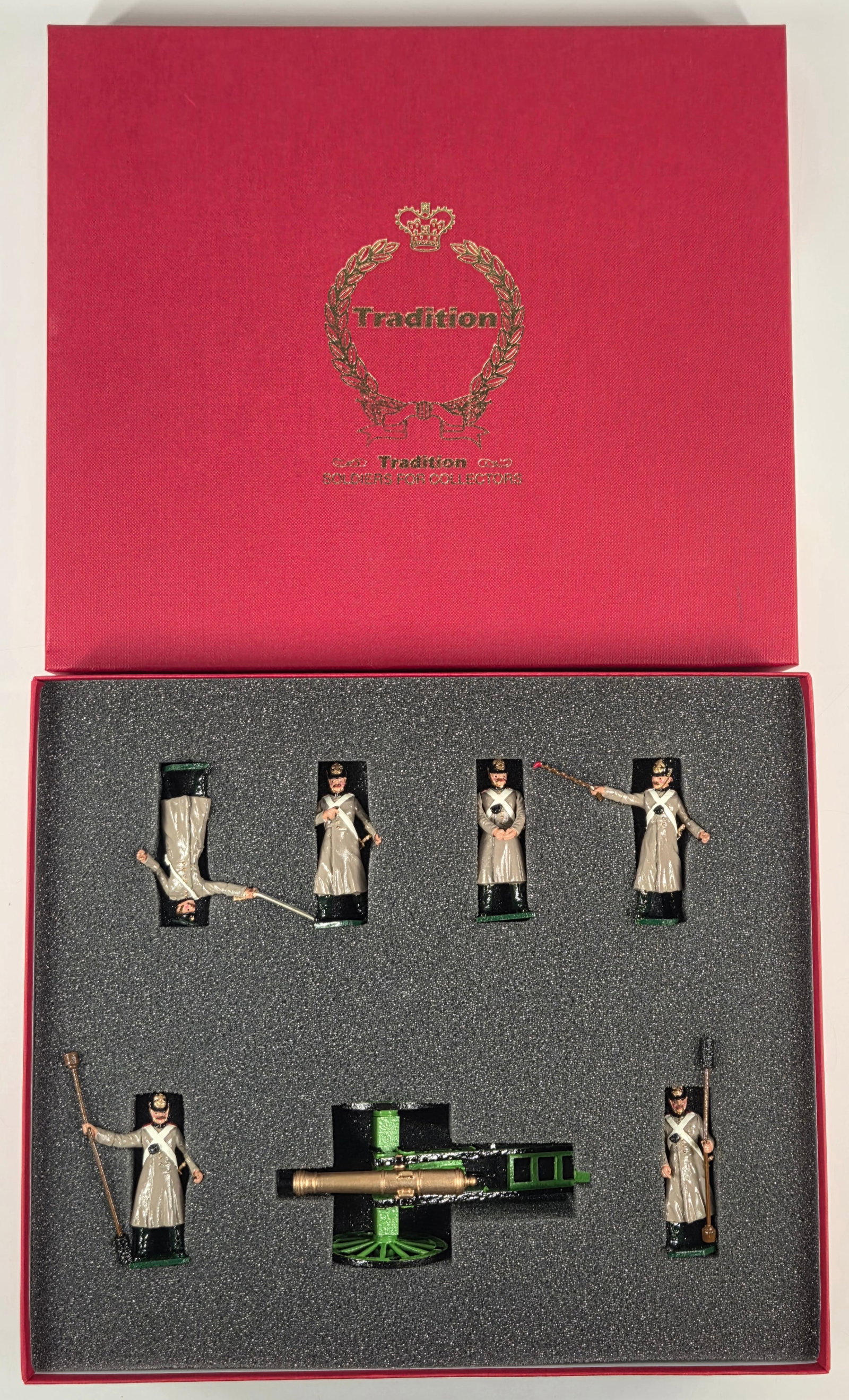 TRADITION: SET NO. 116 RUSSIAN ARTILLERY THE CRIMEAN WAR: REMAINS IN EXCELLENT CONDITION WITH BOX.