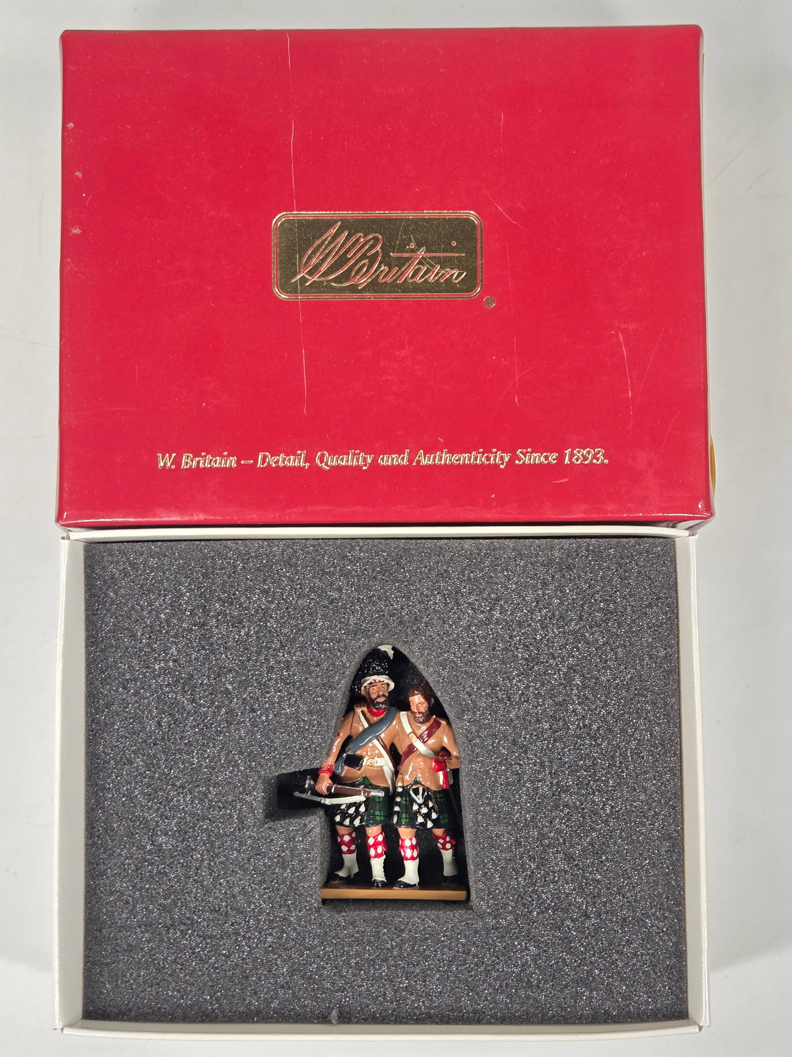 BRITAIN 43107 VICTORIA CROSS SET 93 HIGHLANDERS (1 of 3)