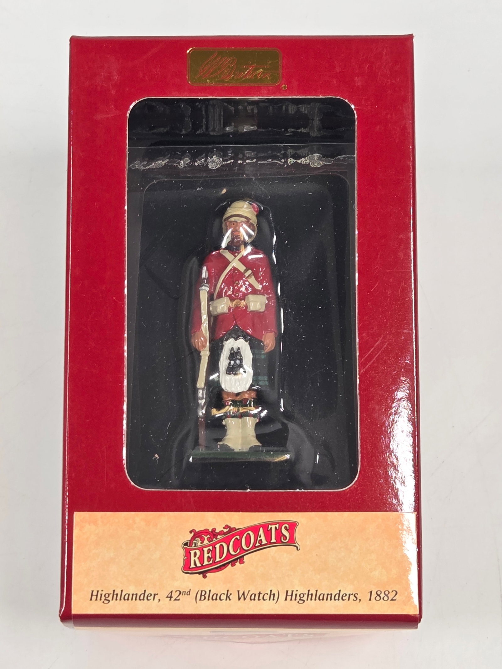BRITAIN 44027 HIGHLANDER, 42ND BLACK WATCH HIGHLANDERS: REMAINS IN EXCELLENT CONDITION WITH BOX.