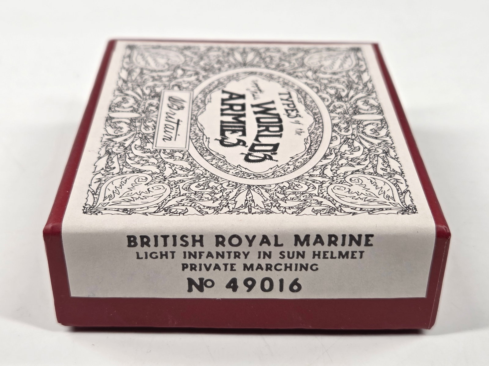 BRITAIN 49016 BRITISH ROYAL MARINE PRIVATE MARCHING (1 of 3)