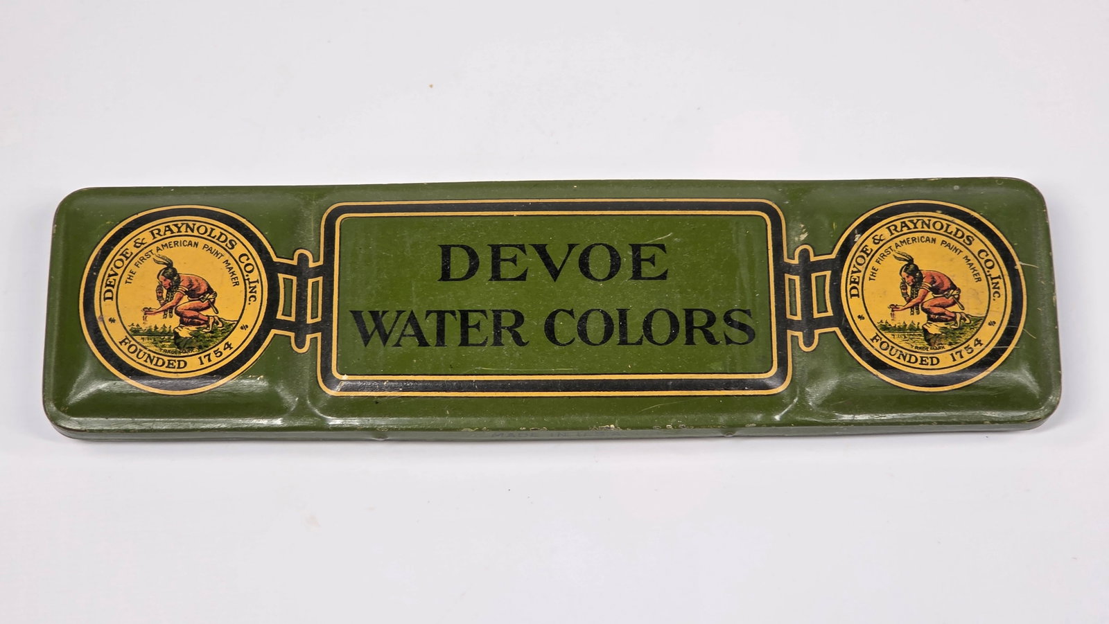 DEVOE & RAYNOLDS CO. WATER COLORS TIN: REMAINS IN GOOD USED CONDITION, SHOWING SOME TYPICAL WEAR.