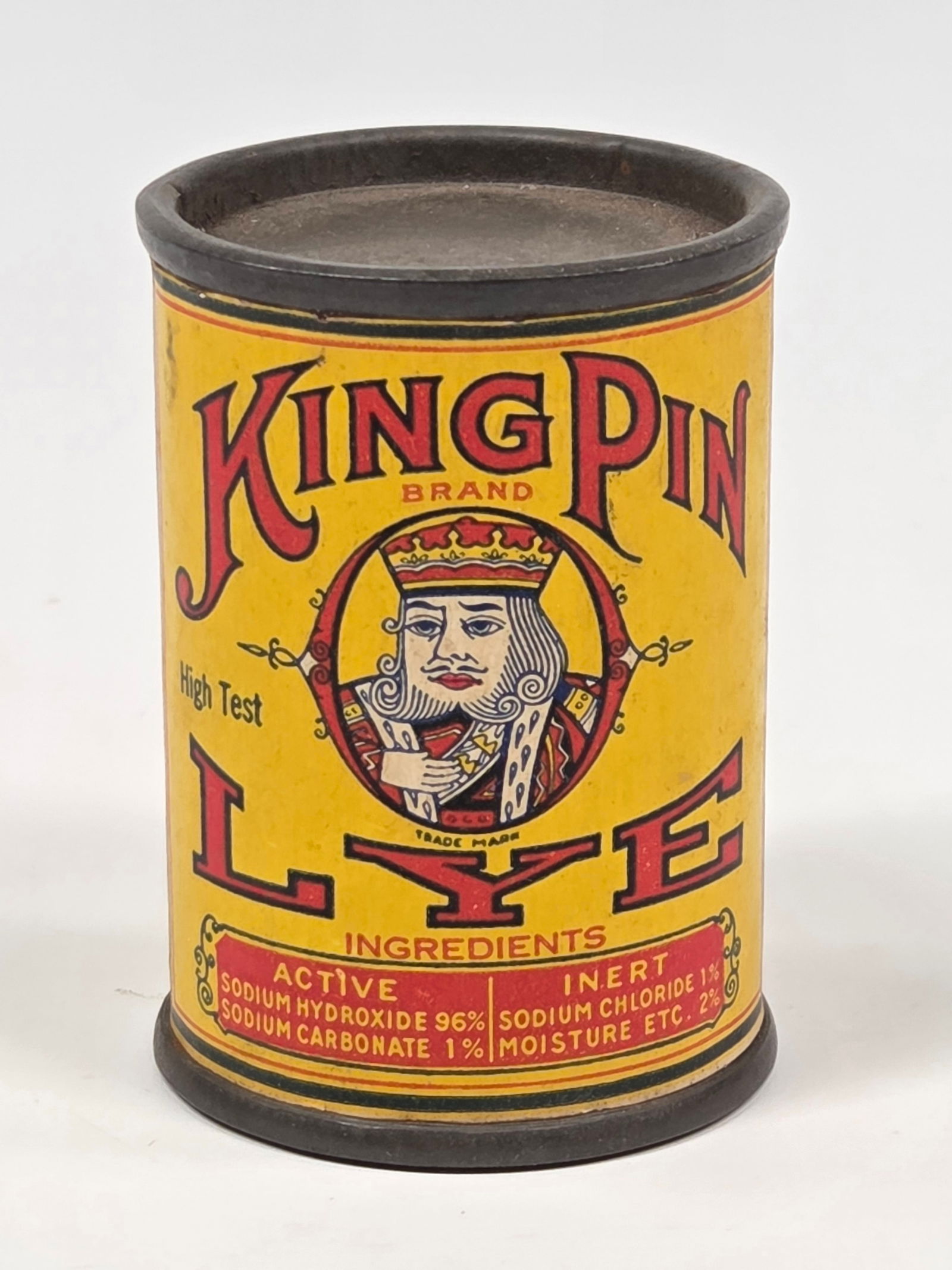 MINIATURE KING PIN BRAND LYE TIN W/ PAPER LABEL: REMAINS IN GOOD CONDITION, SHOWING SOME TYPICAL WEAR.