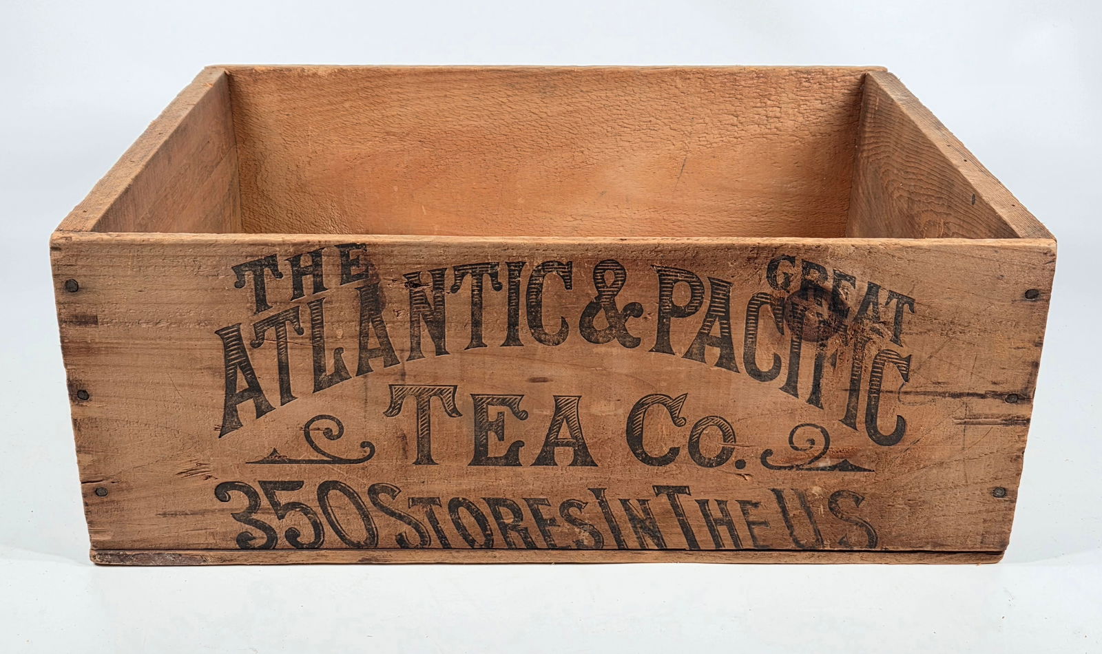 THE GREAT ATLANTIC & PACIFIC TEA CO. WOOD BOX: REMAINS IN GOOD ORIGINAL CONDITION, SHOWING SOME TYPICAL WEAR.
