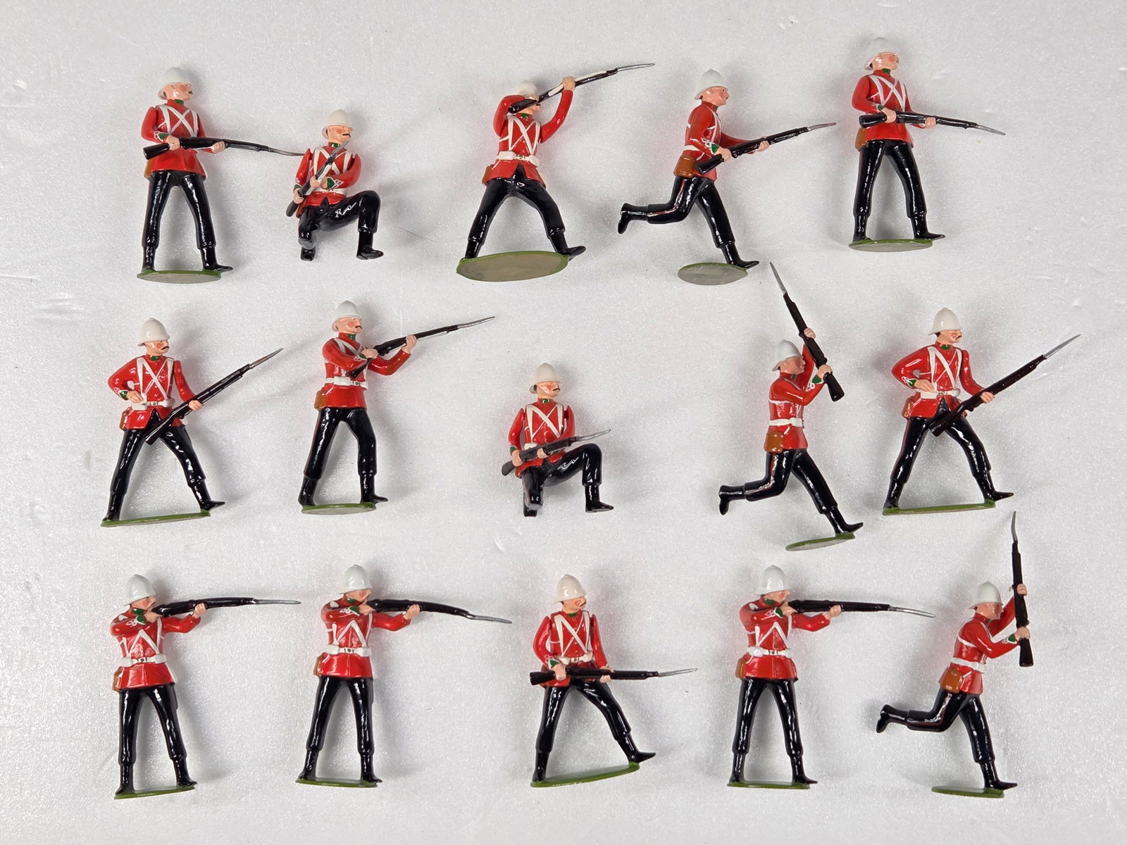 SET OF 15 ZULU WAR SOLDIERS W/ RIFLES: ALL REMAIN IN VERY GOOD CONDITION.