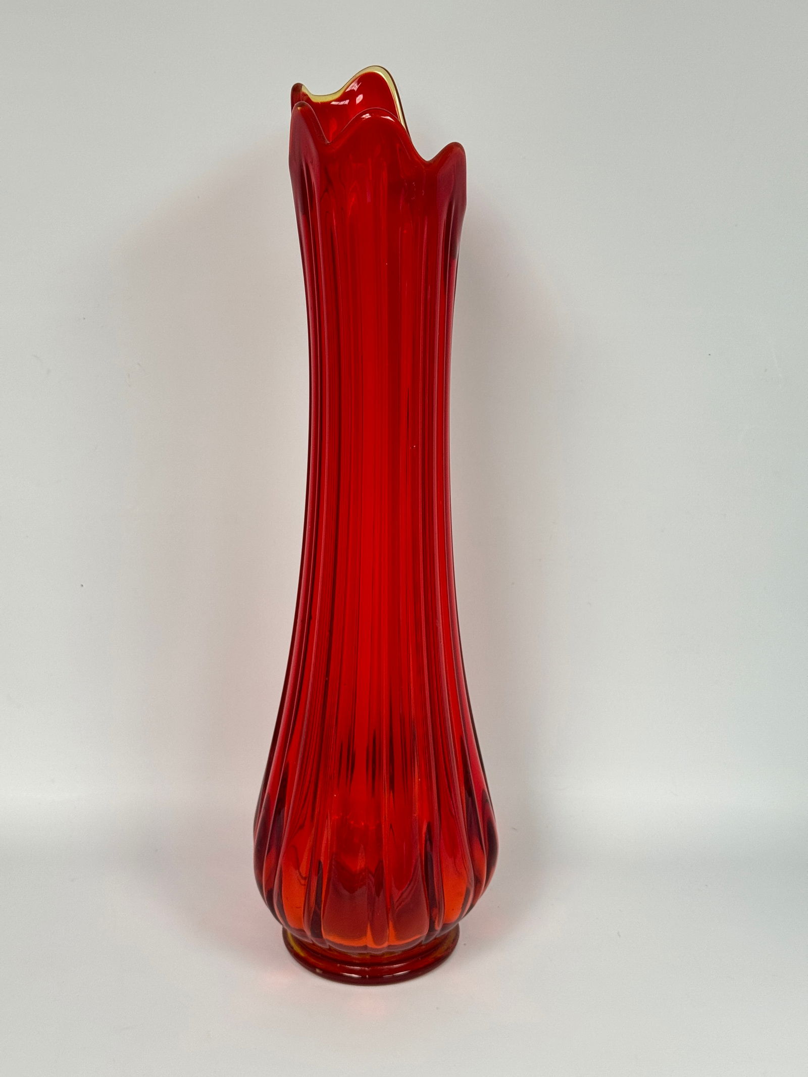 L.E. SMITH AMBERINA SWUNG GLASS STRETCH VASE (1 of 6)