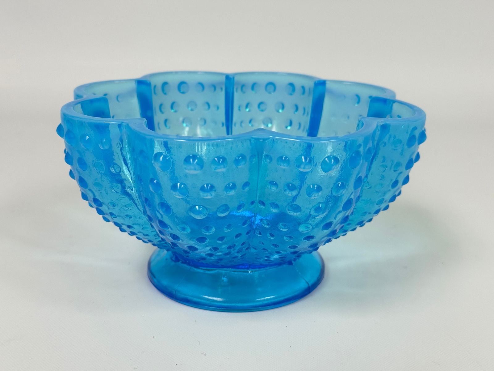 FENTON BLUE OPALESCENT HOBNAIL GLASS CANDY BOWL (1 of 5)