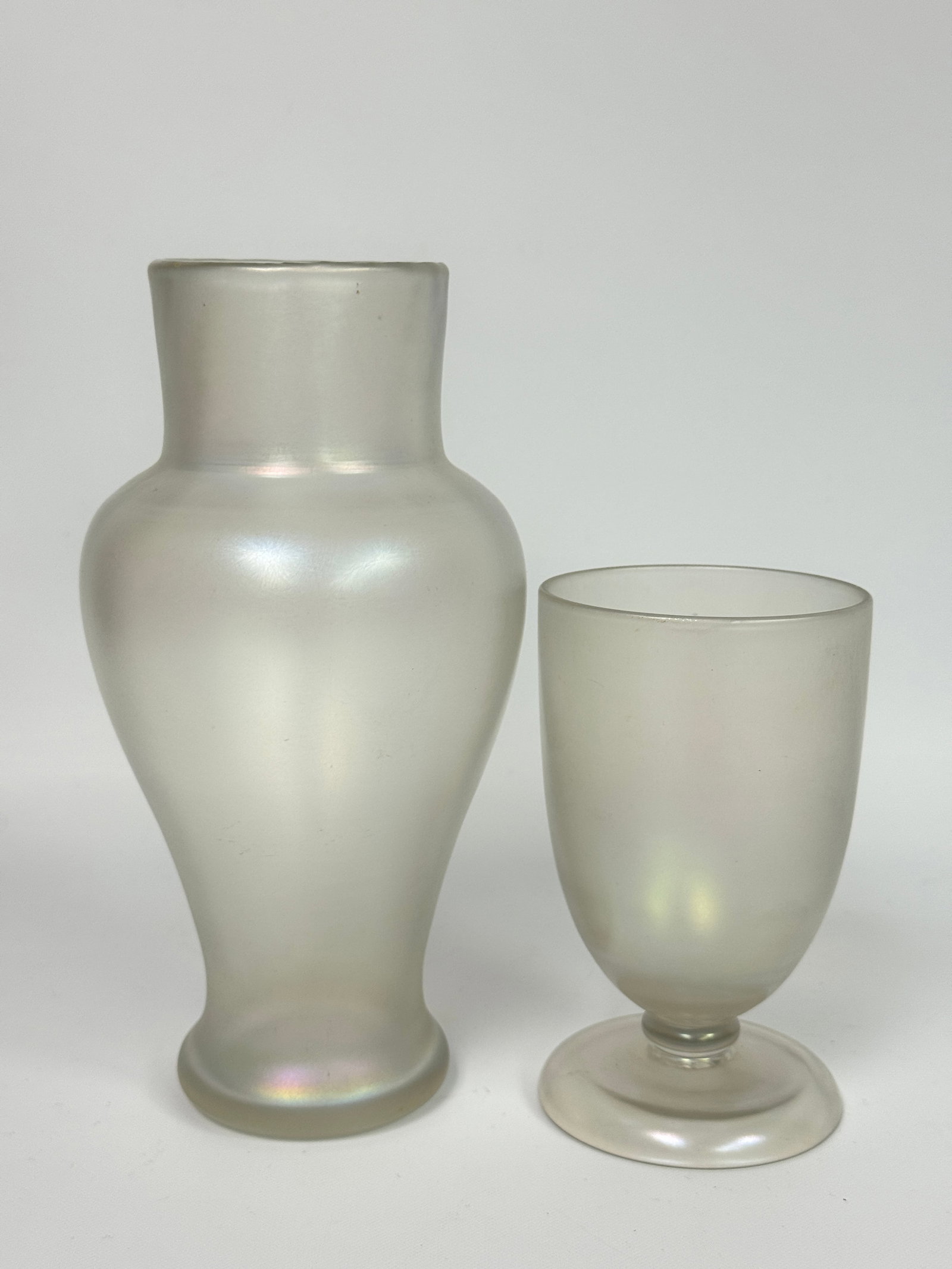 FROSTED IRIDESCENT GLASS VASE & CUP SET: BOTH PIECES REMAIN IN VERY GOOD CONDITION, NO CHIPS OR CRACKS.