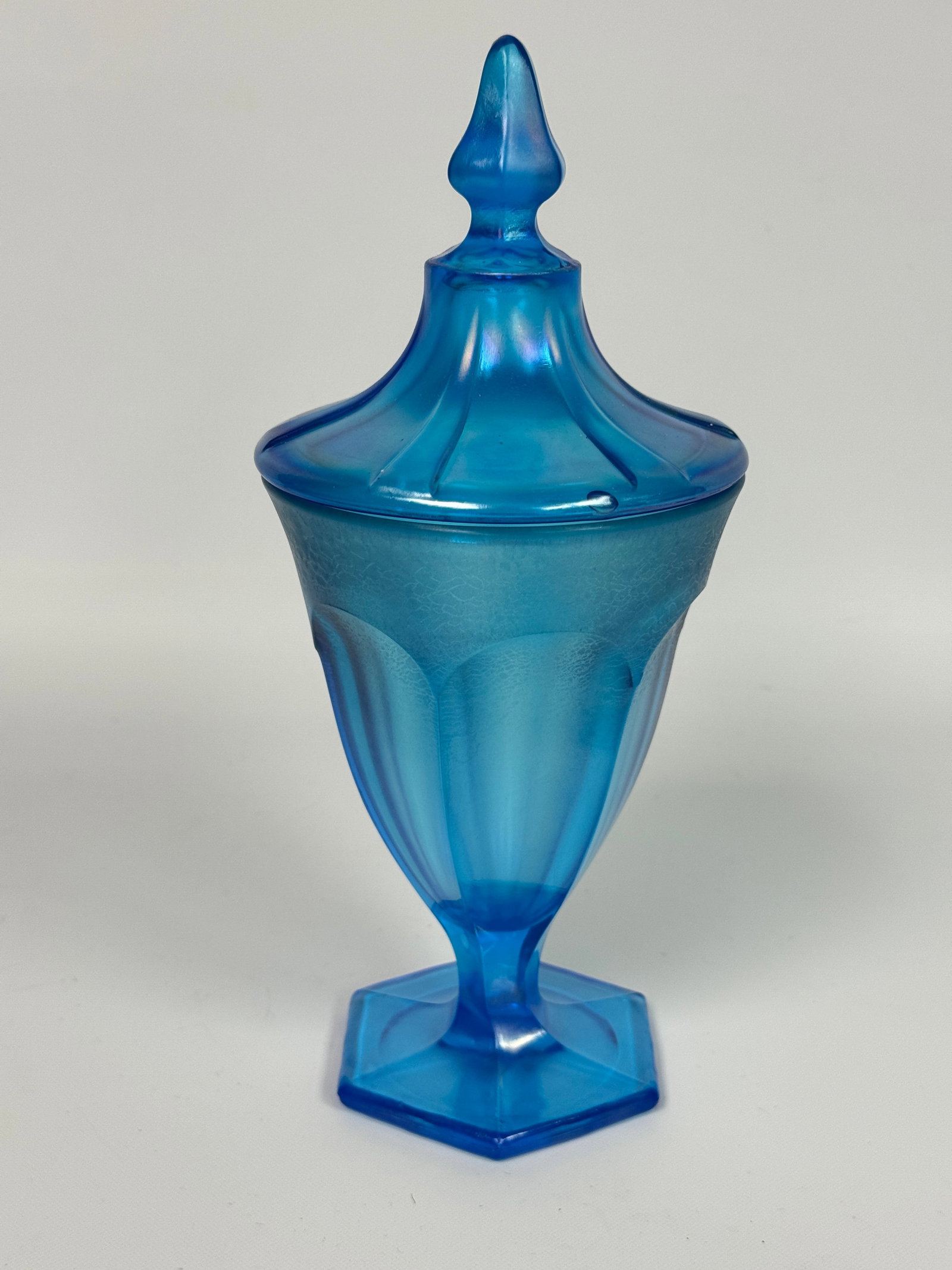 FENTON BLUE IRIDESCENT GLASS CANDY JAR W/ LID (1 of 4)