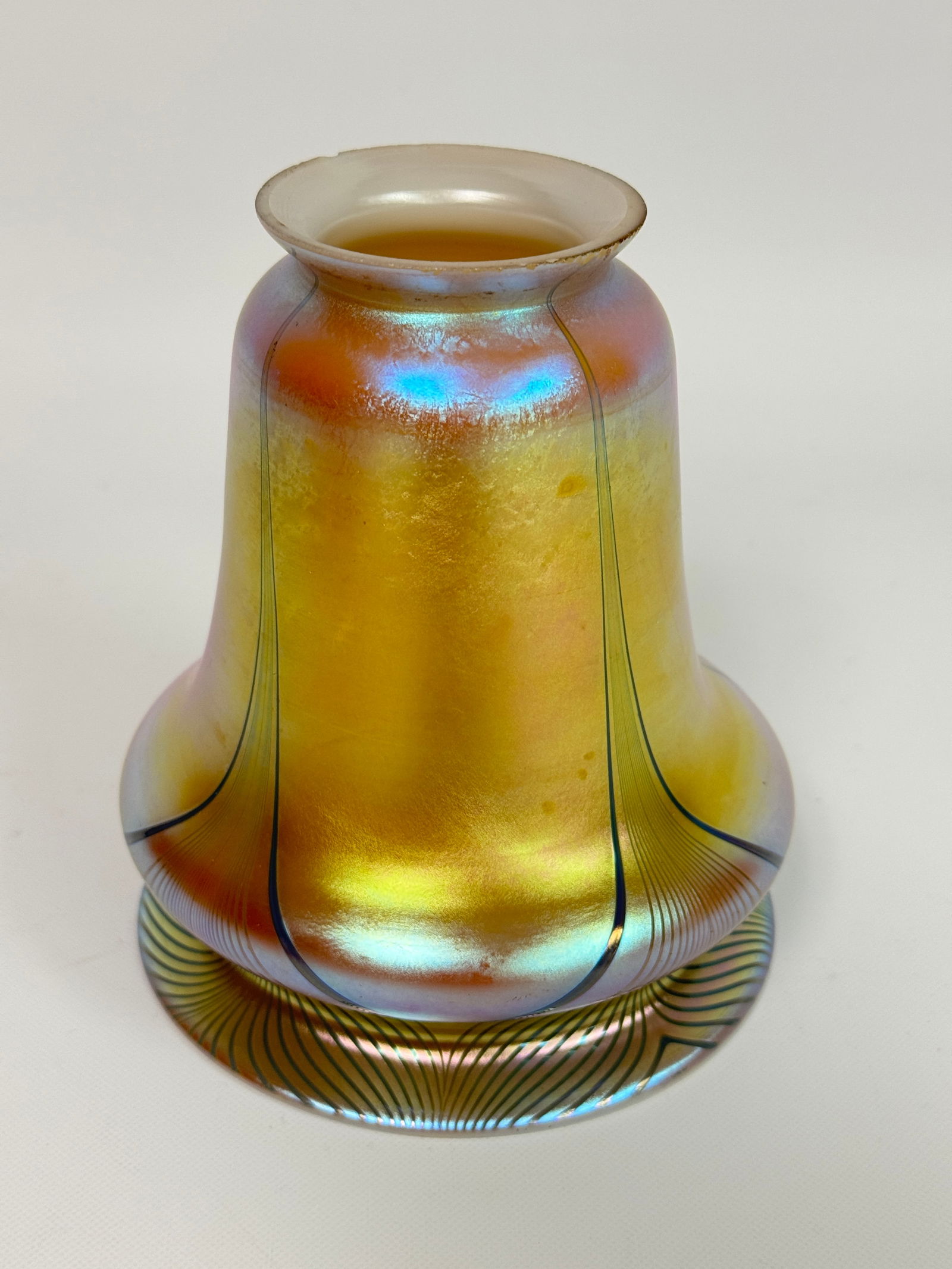 ANTIQUE SIGNED IRIDESCENT PULLED FEATHER LAMP SHADE (1 of 5)