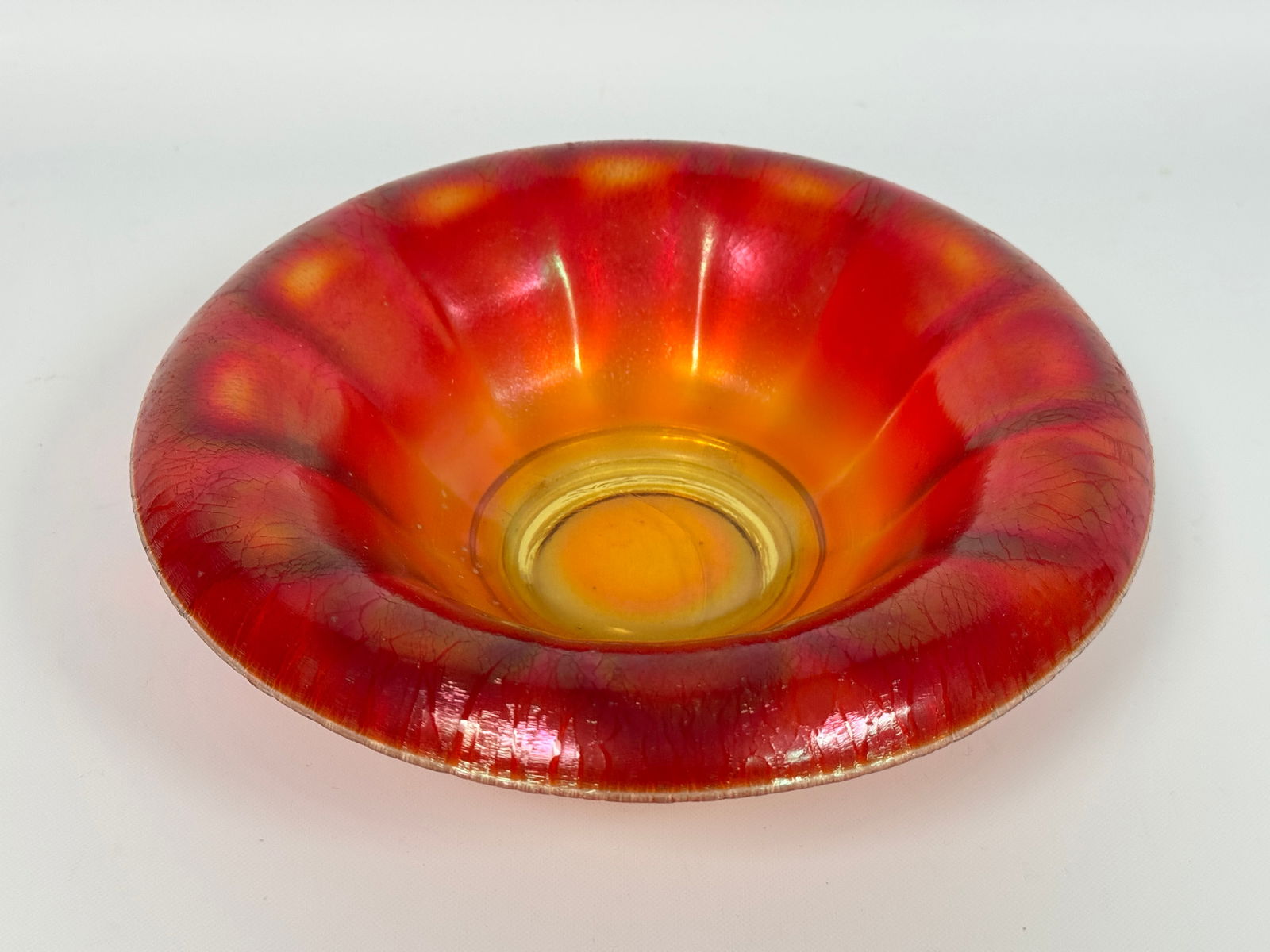 IMPERIAL GLASS AMBERINA IRIDESCENT GLASS BOWL: REMAINS IN VERY GOOD CONDITION, NO CHIPS OR CRACKS.