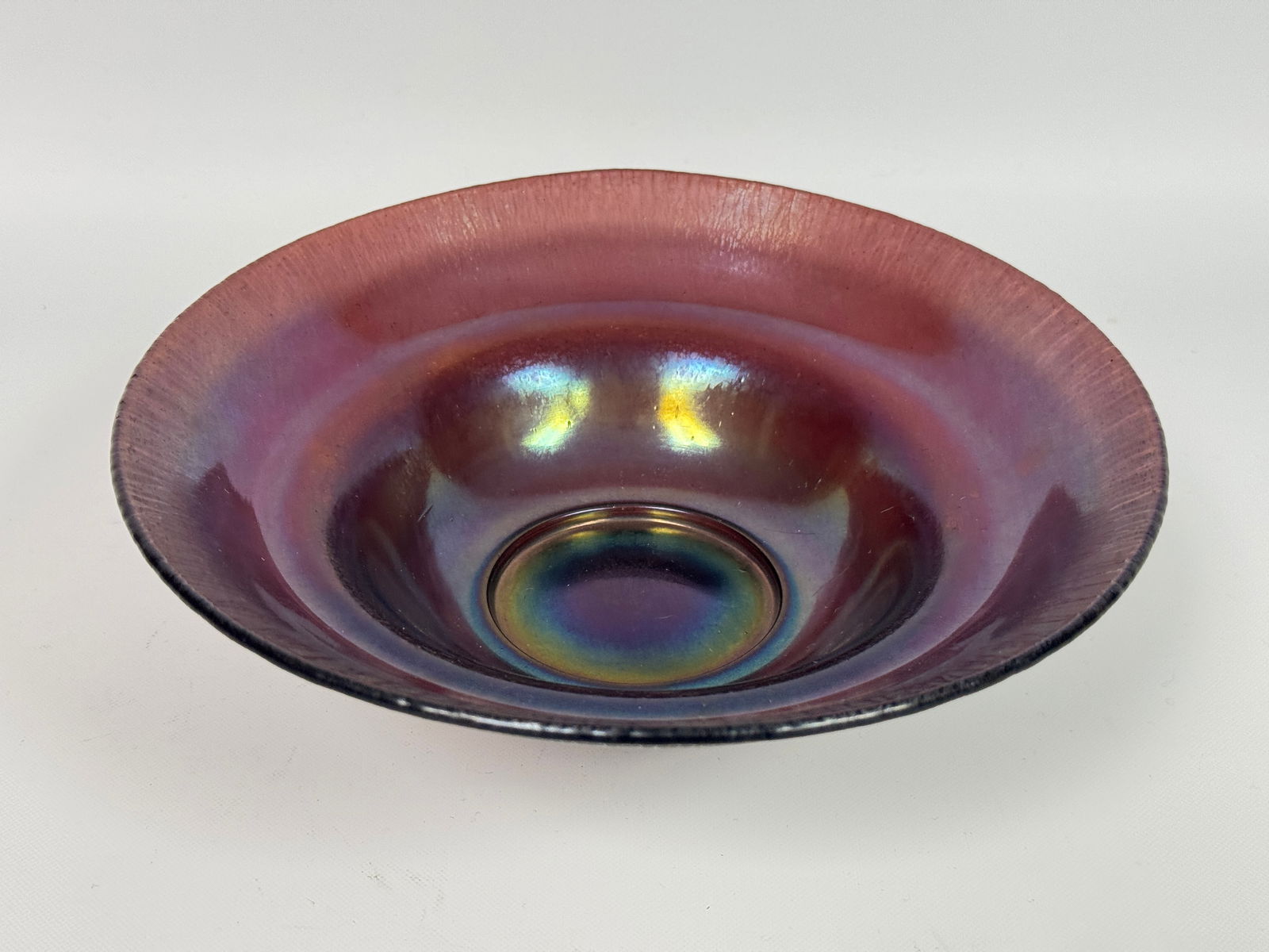 AMETHYST IRIDESCENT GLASS BOWL: REMAINS IN VERY GOOD CONDITION, NO CHIPS OR CRACKS.
