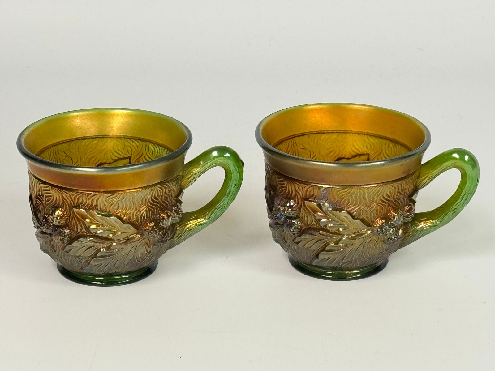 2) NORTHWOOD GREEN CARNIVAL GLASS ACORN BURRS PUNCH CUPS: BOTH REMAIN IN VERY GOOD CONDITION, NO CHIPS OR CRACKS.