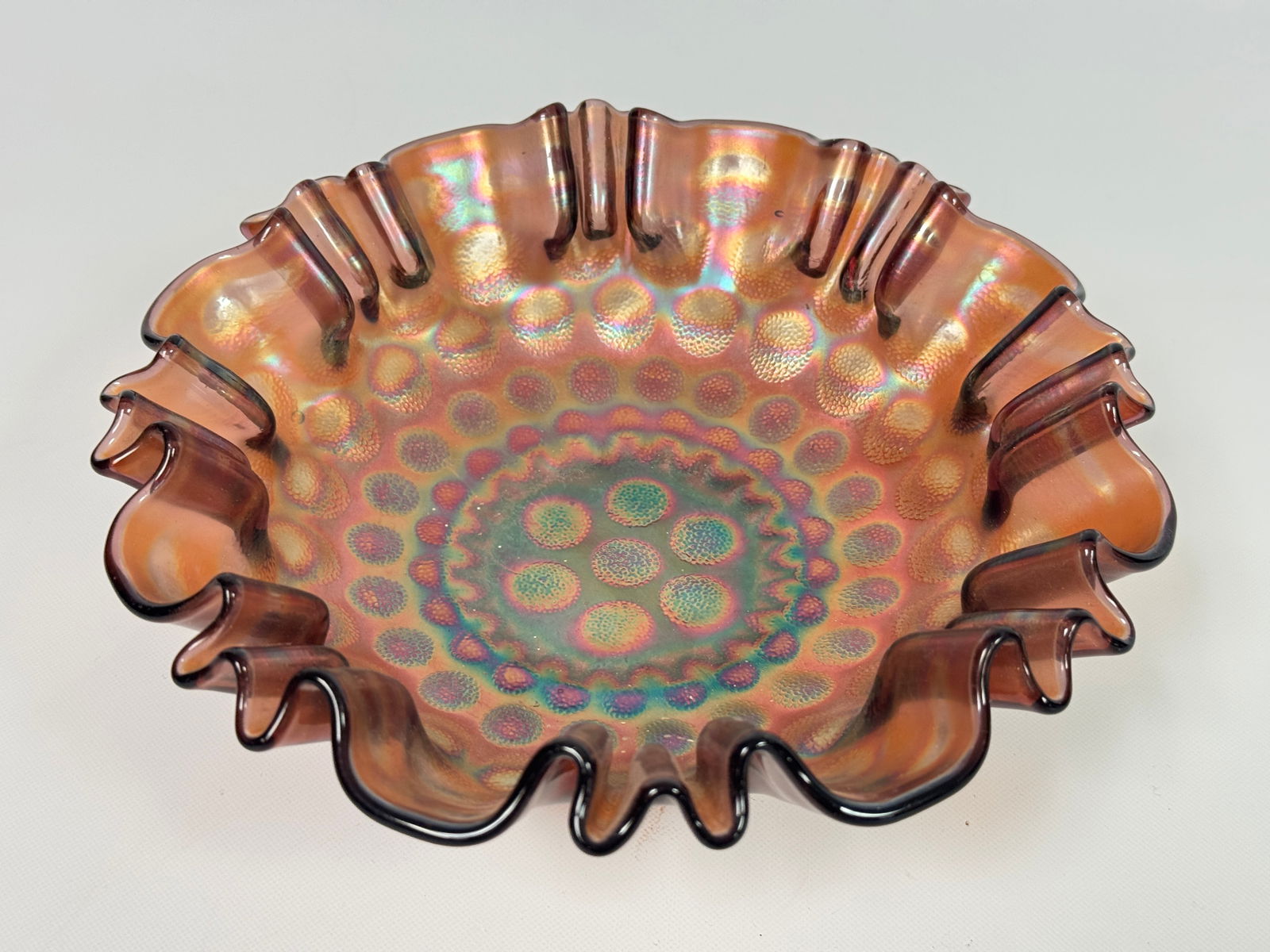 ANTIQUE FENTON AMETHYST CARNIVAL COIN DOT BOWL: REMAINS IN VERY GOOD CONDITION, NO CHIPS OR CRACKS.