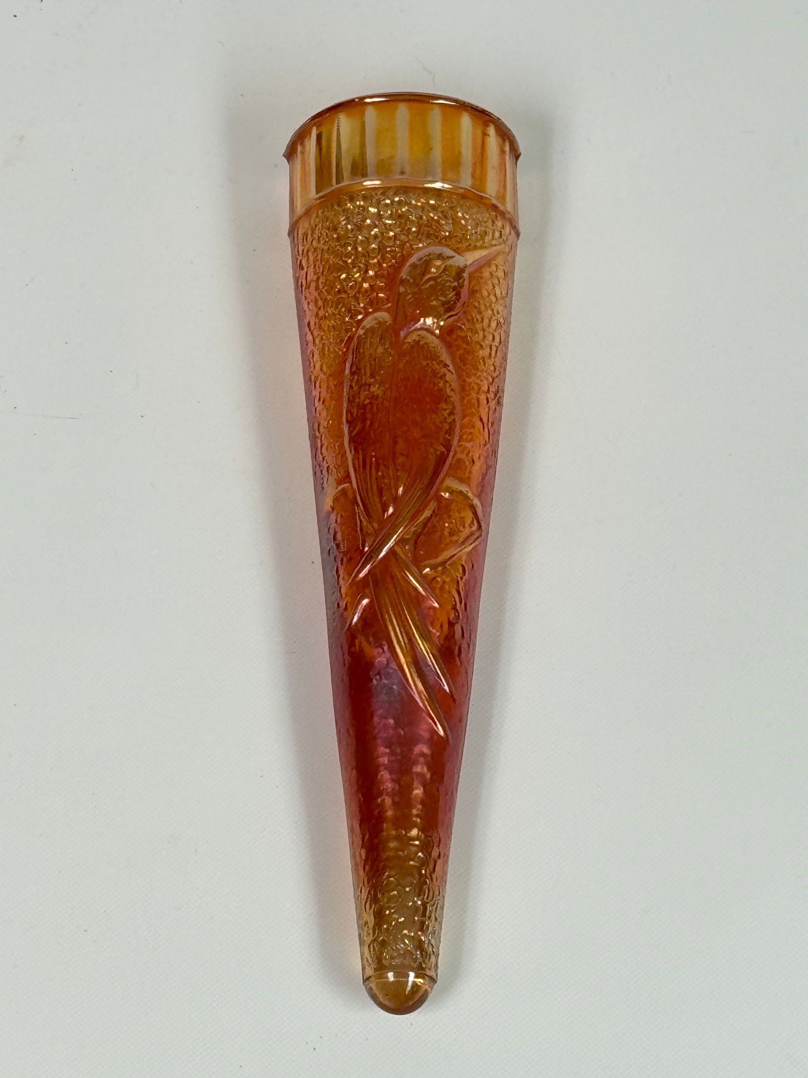 DUGAN WOODPECKER MARIGOLD CARNIVAL GLASS WALL PACKET: REMAINS IN GOOD CONDITION, NO CHIPS OR CRACKS.