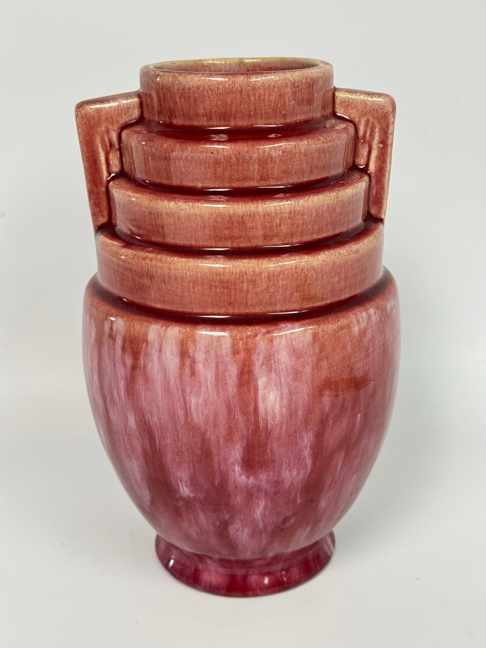 BRUSH McCOY ART DECO 9" ROSE PINK ART POTTERY VASE (1 of 4)