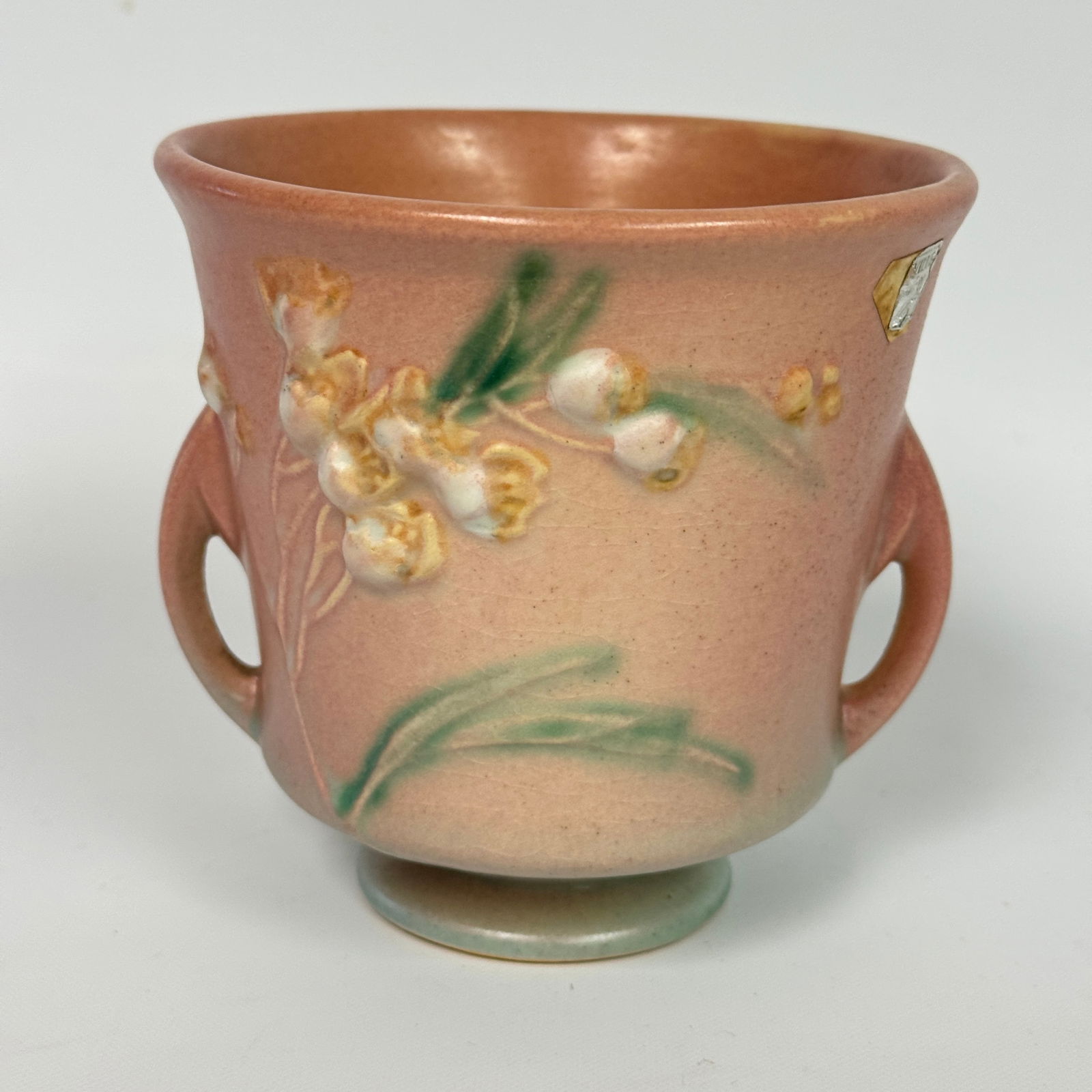 ROSEVILLE ART POTTERY 6" PINK IXIA ROUND ART DECO PLANTER: REMAINS IN GOOD CONDITION, NO CHIPS OR CRACKS.