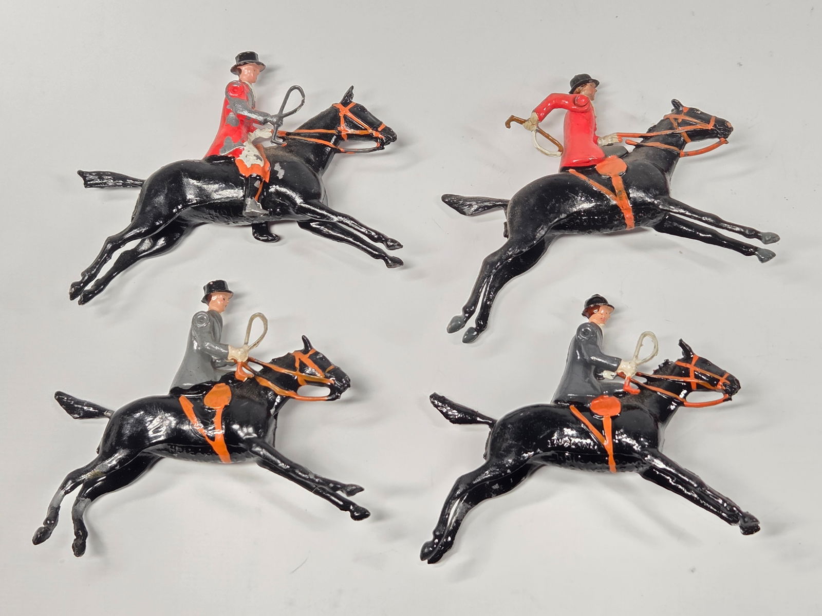 MISC. BRITAIN FOX HUNT LEAD FIGURES (1 of 5)