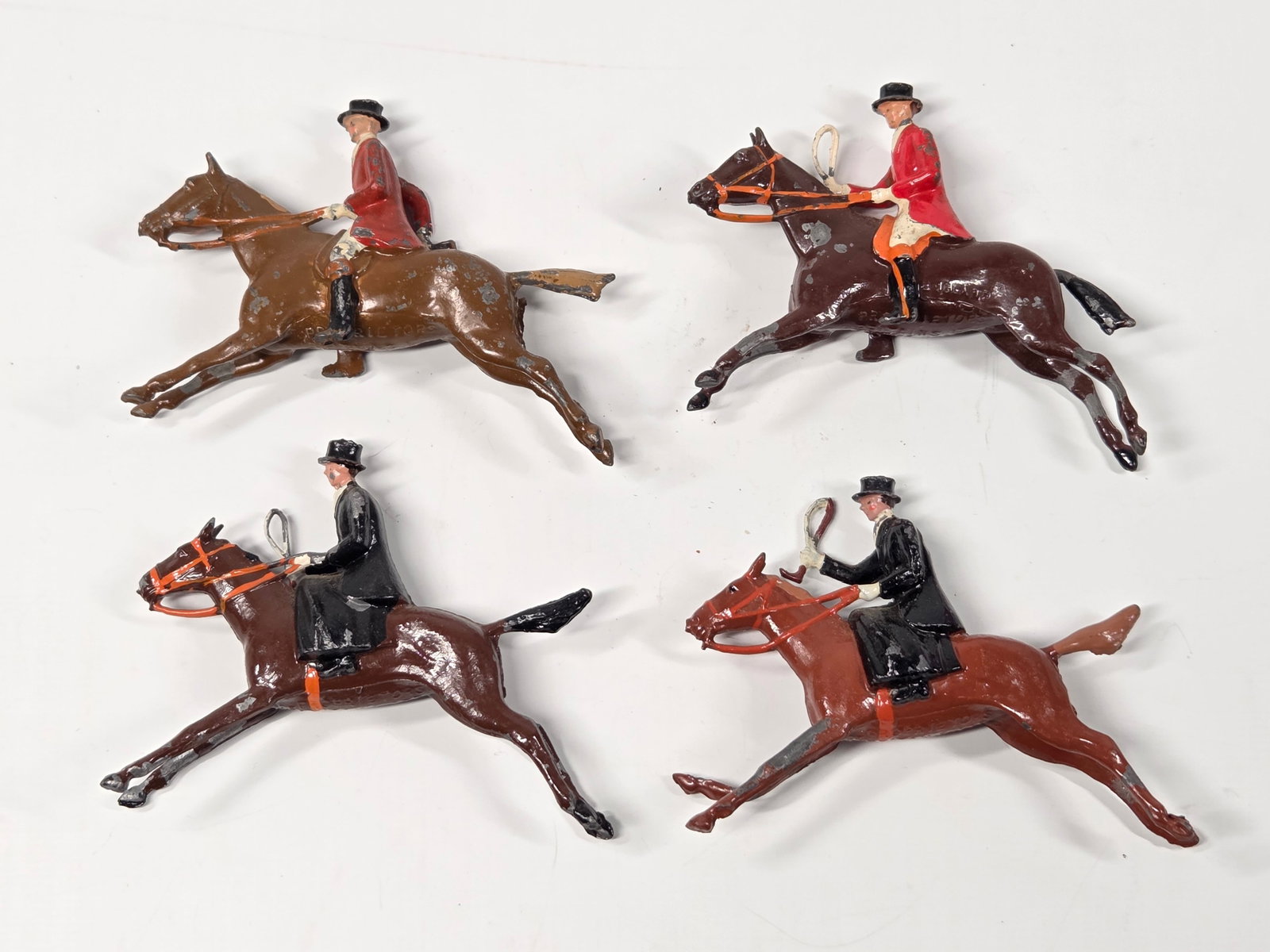 MISC. BRITAIN FOX HUNT LEAD FIGURES (1 of 5)