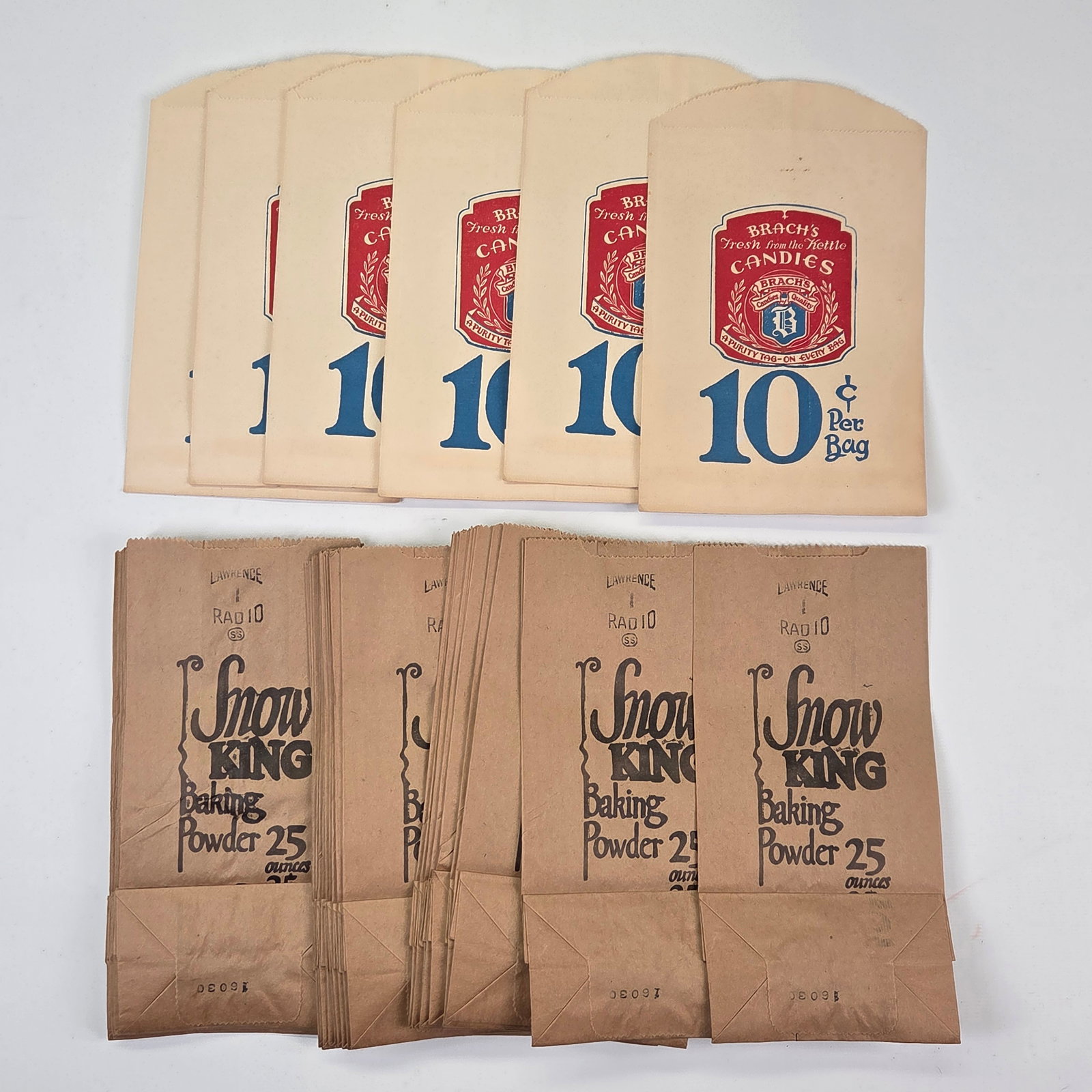 6) BRACH'S CANDIES & 26) SNOW KING POWDER PAPER BAGS: ALL REMAIN IN VERY GOOD UNUSED CONDITION.